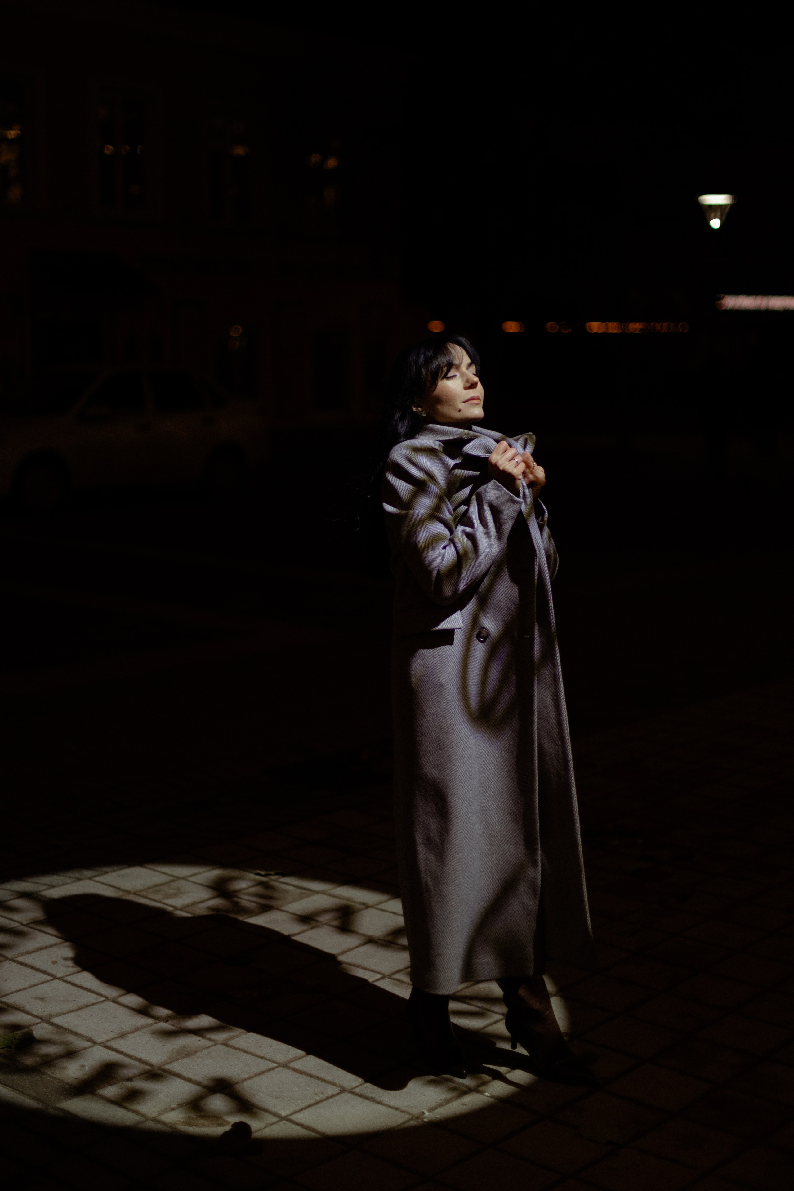 Светлана. Прогулка по ночному городу. Фотограф Мария Щеголькова. Чувственный женский портрет