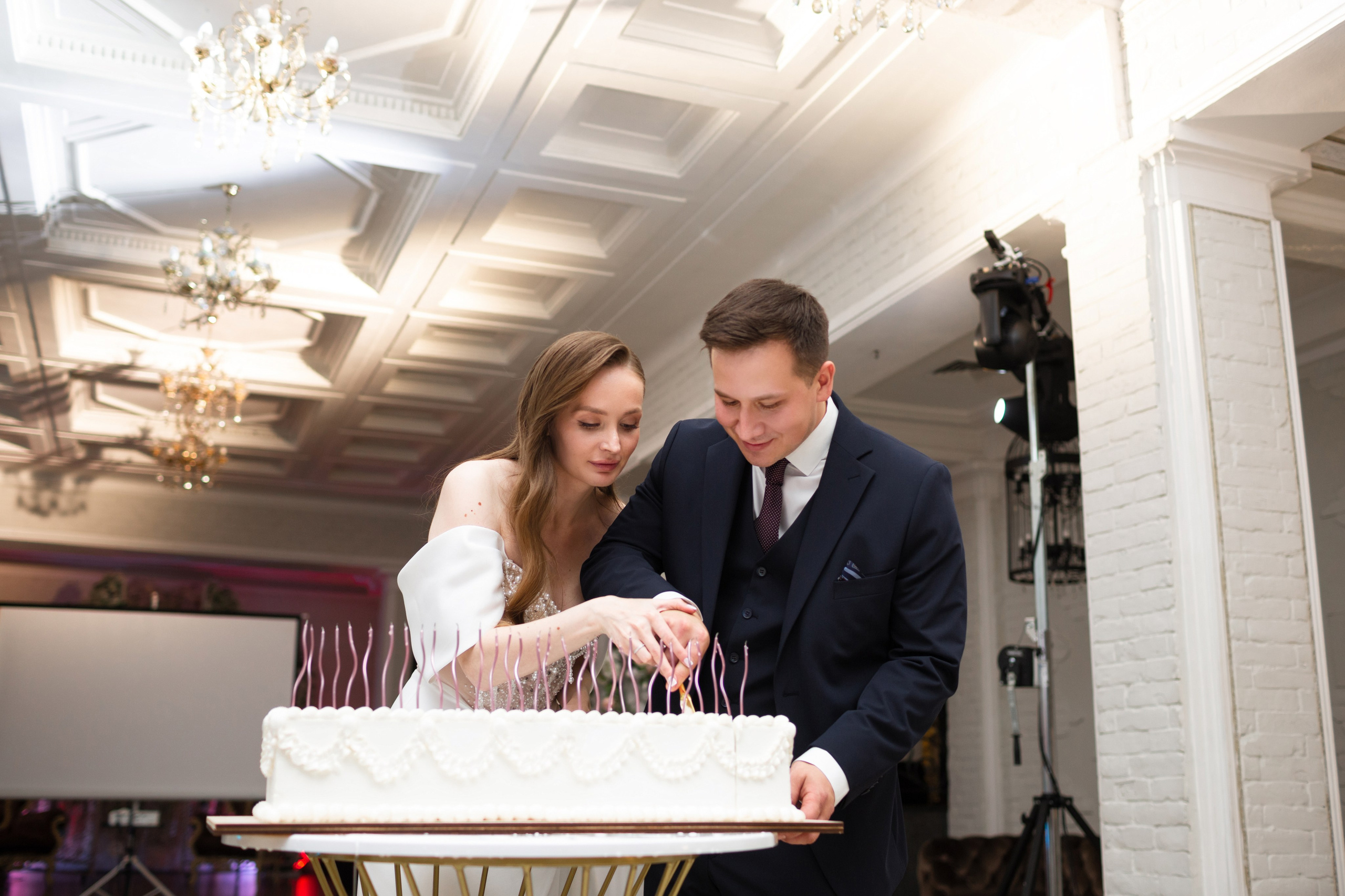 Свадьба в Петербурге в сентябре. Свадебный фотограф Кирилл Белый