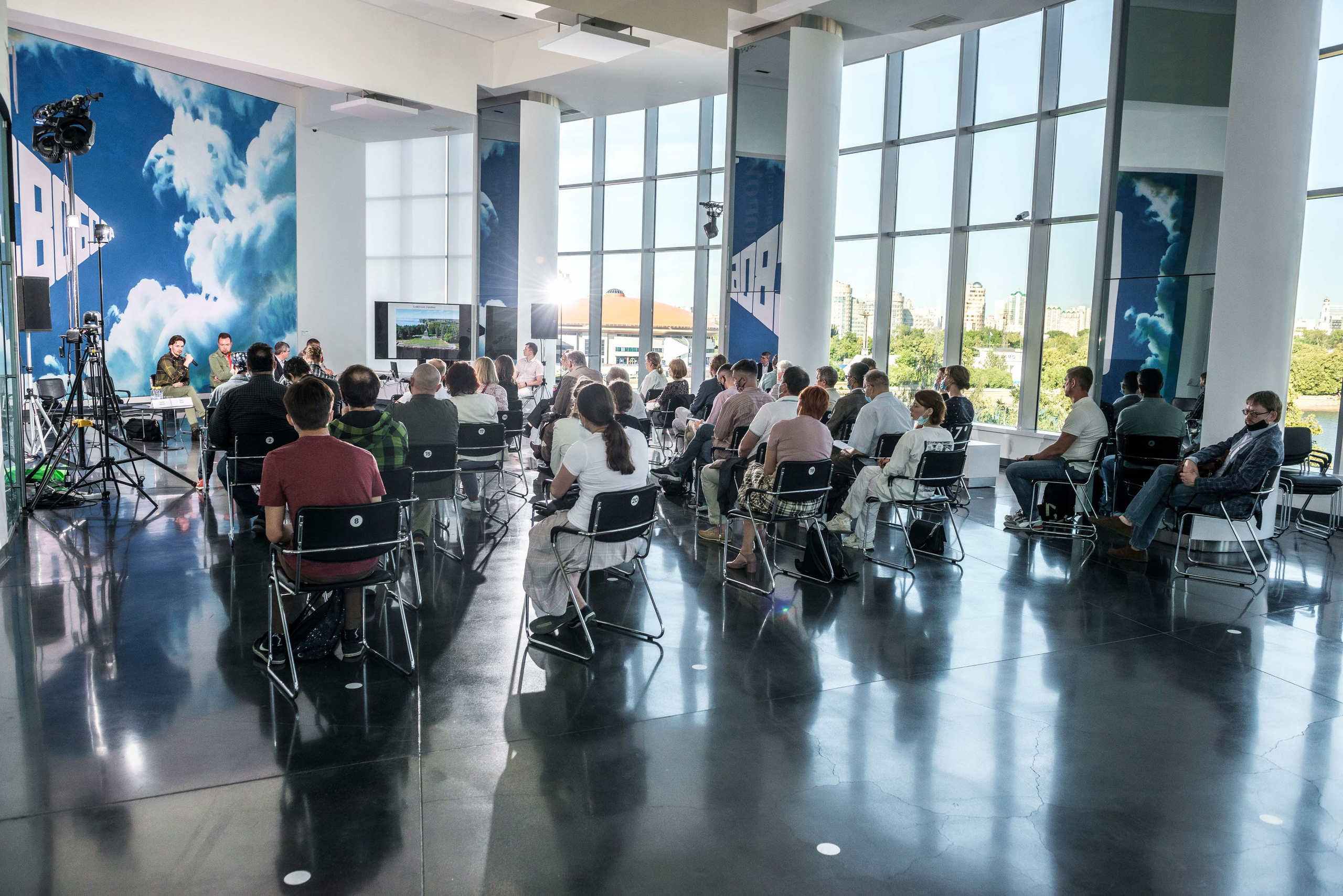 Конференция Музея ГУЛАГа в Ельцин-Центре. Свадебный фотограф на Урале Виктор Соколов