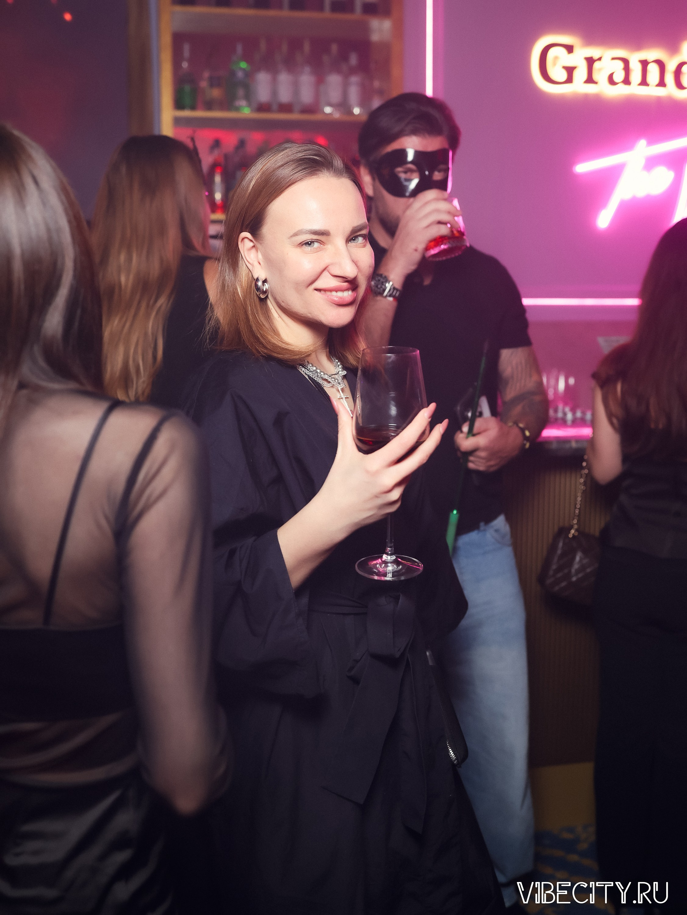 CULT MASQUERADE X GRAND PALACE. VIBECITY.RU Вайб Сити Ру Фоторепортажи Фотоотчеты Калининград