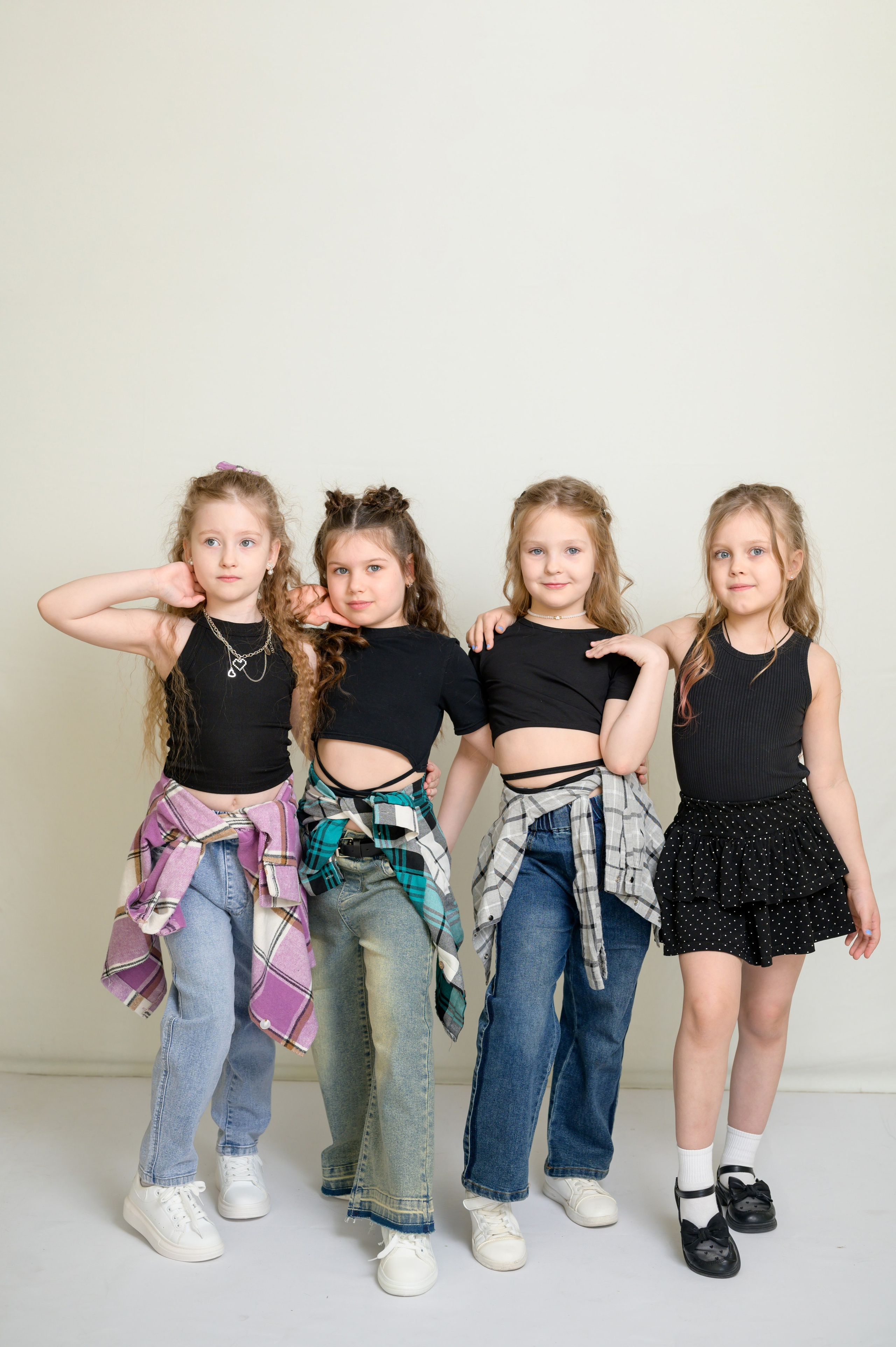 Д/с№ 3к3 группа «Фантазёры» (индивидуальный дизайн) + рисунки детей. Фотограф новорожденных, семейный детский в Тюмени Татьяна Морозова