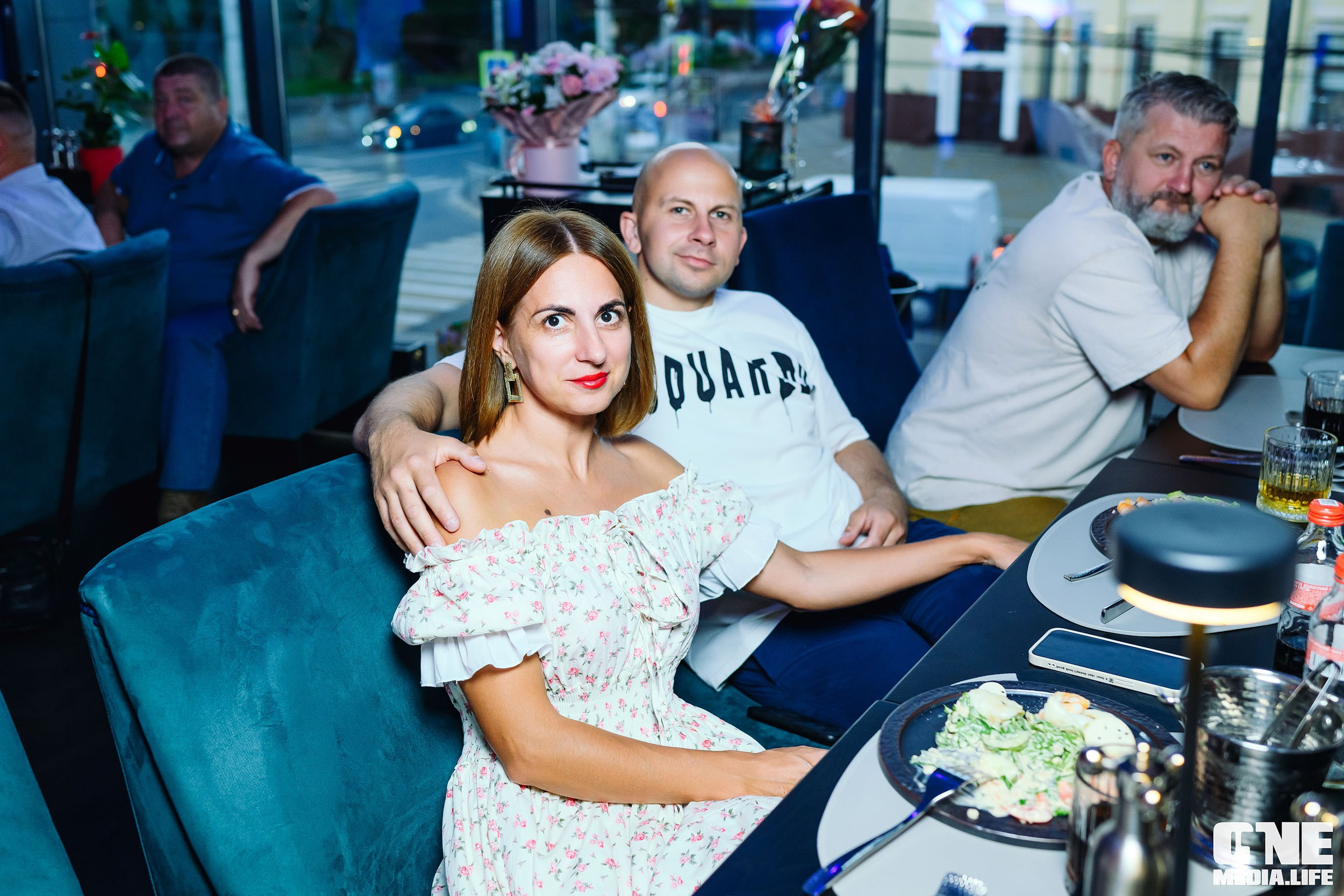 Фоторепортаж с вечеринки в ресторане Океан. One Media Life: фоторепортажи, фотоотчеты с мероприятий и заведений