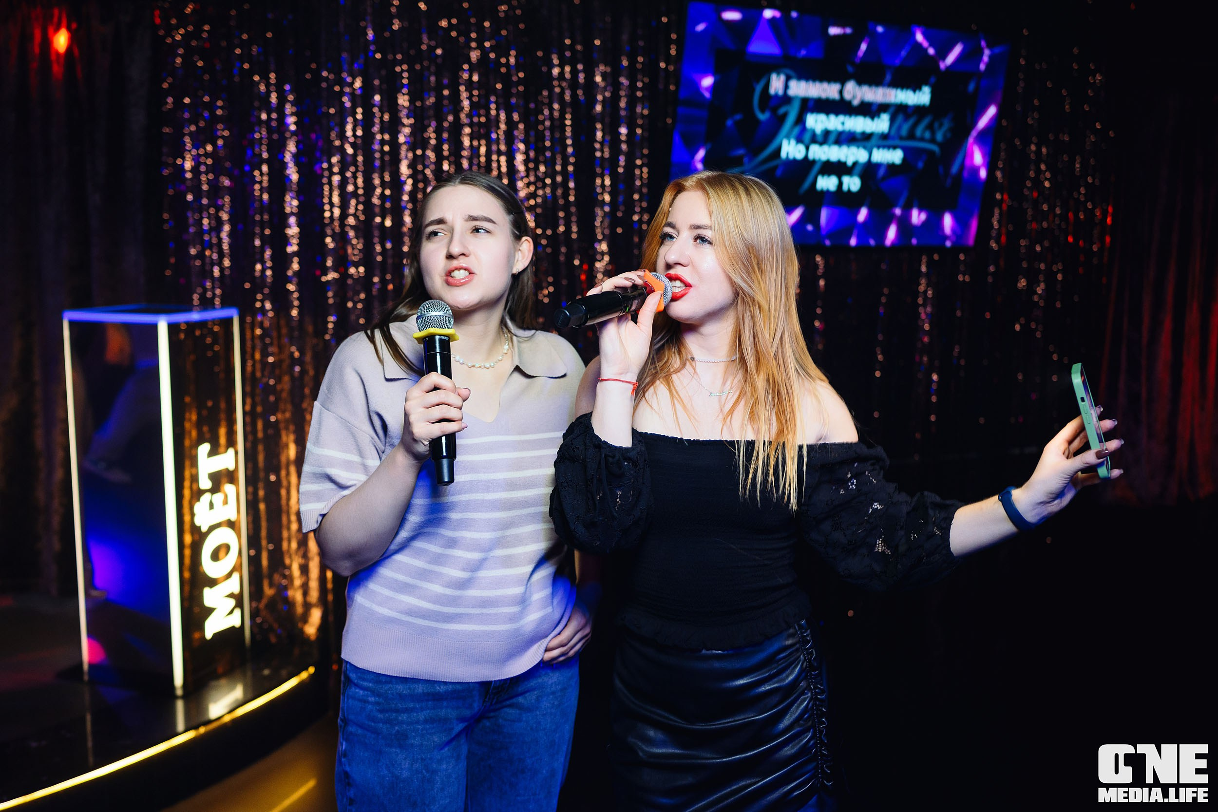 Фоторепортаж из караоке-клуба Эйфория. One Media Life: фоторепортажи, фотоотчеты с мероприятий и заведений