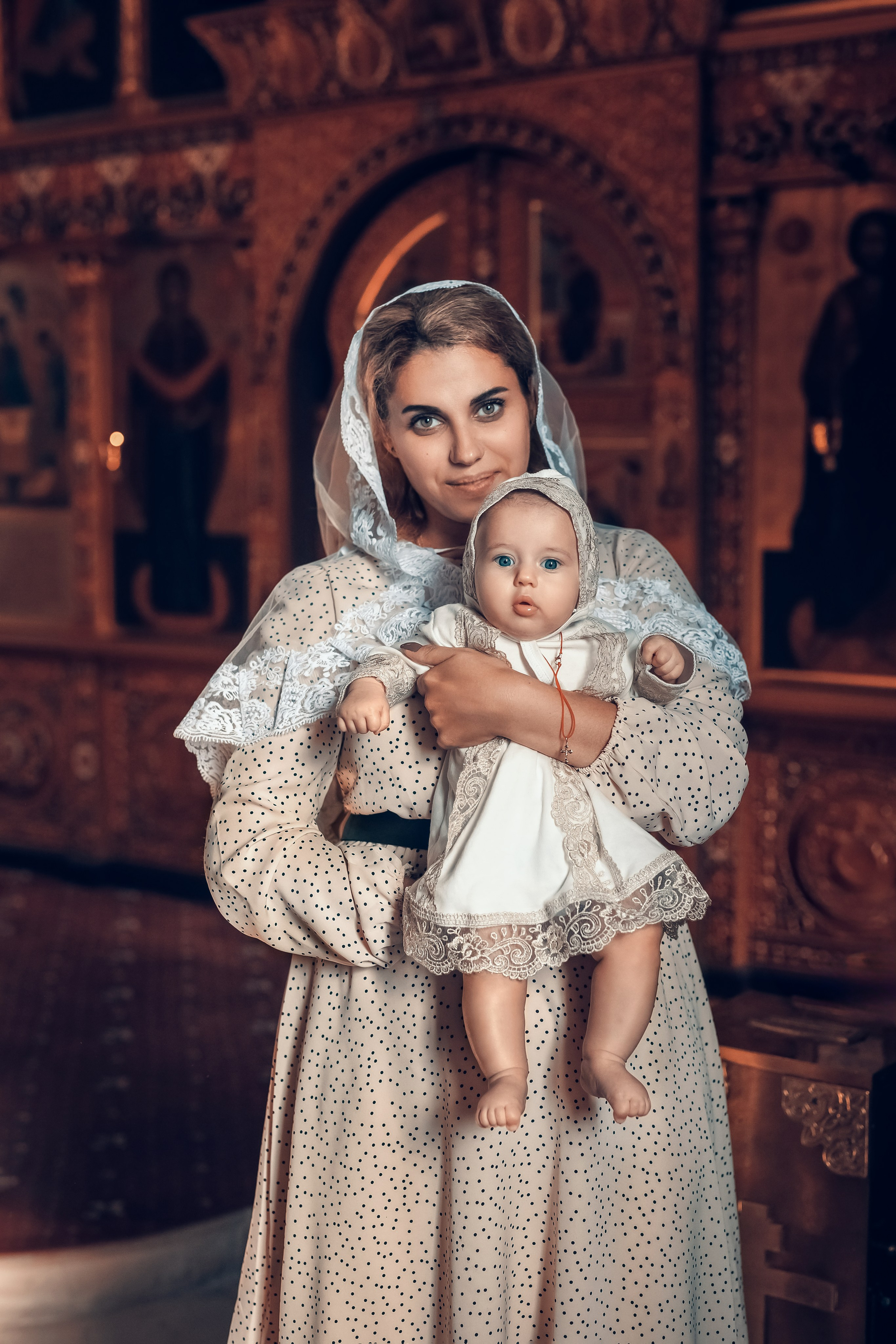 Церковь Покрова Пресвятой Богородицы в Братцеве. Фотограф Newborn и церковных Таинств