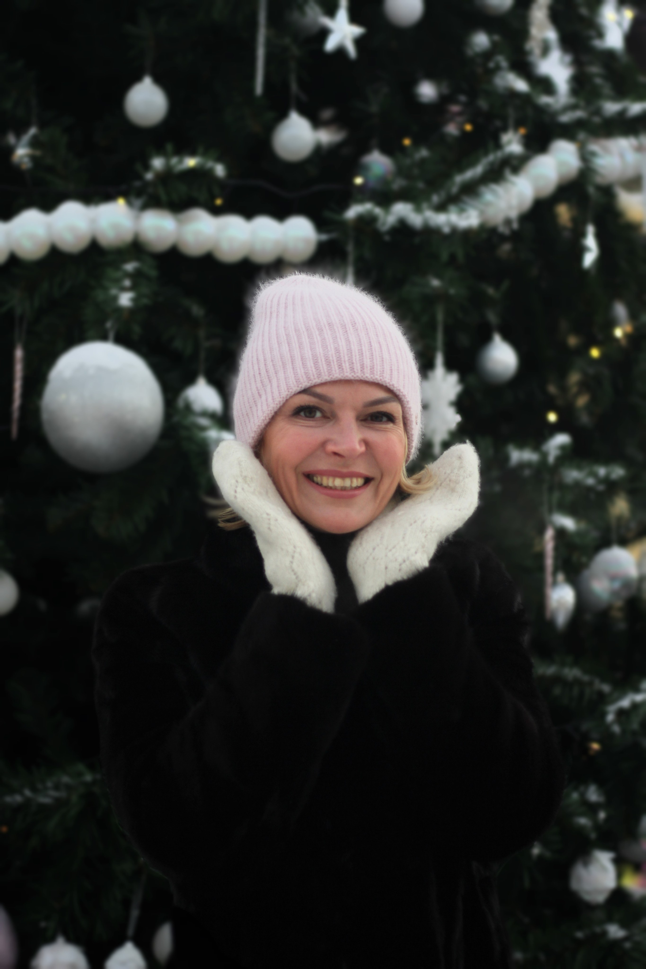 Зимняя фотосессия в Никольских Рядах. Позитивный контент-фотограф в Санкт-Петербурге Мария Устинова