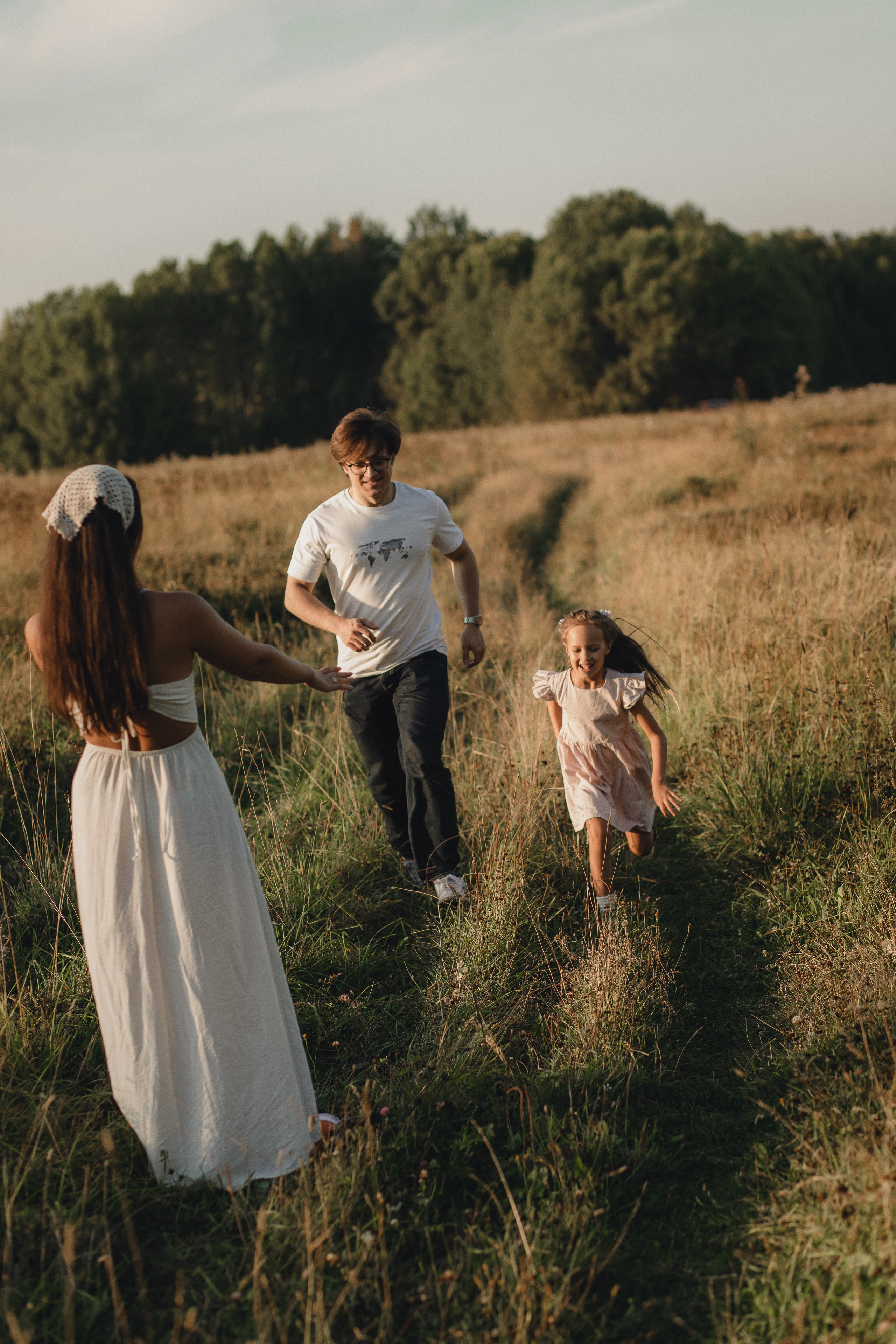 Анна, Андрей и Софа. Главная