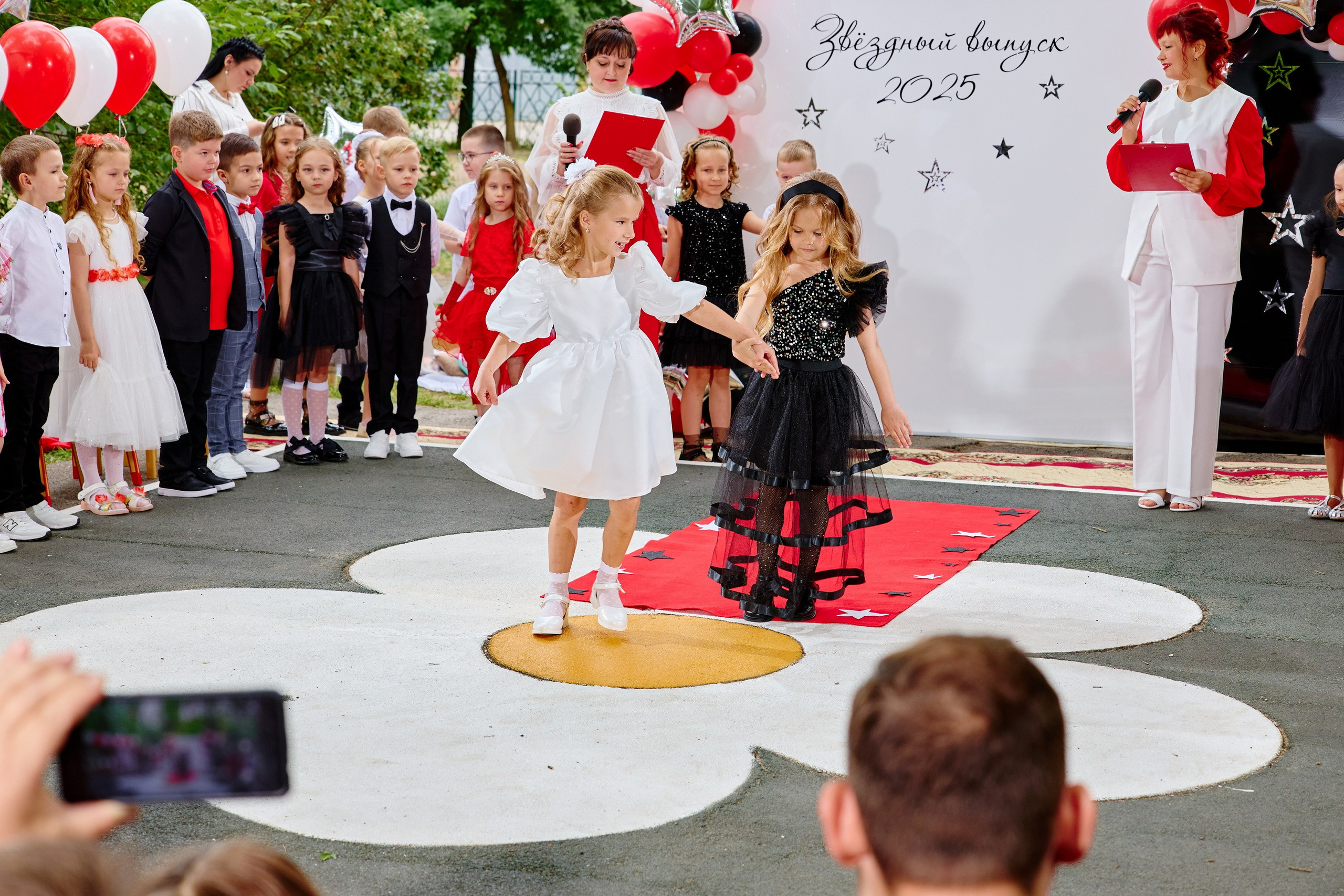 Выпускной 45 сад. Фотограф Выпускные альбомы Таганрог Сергей Коробченко