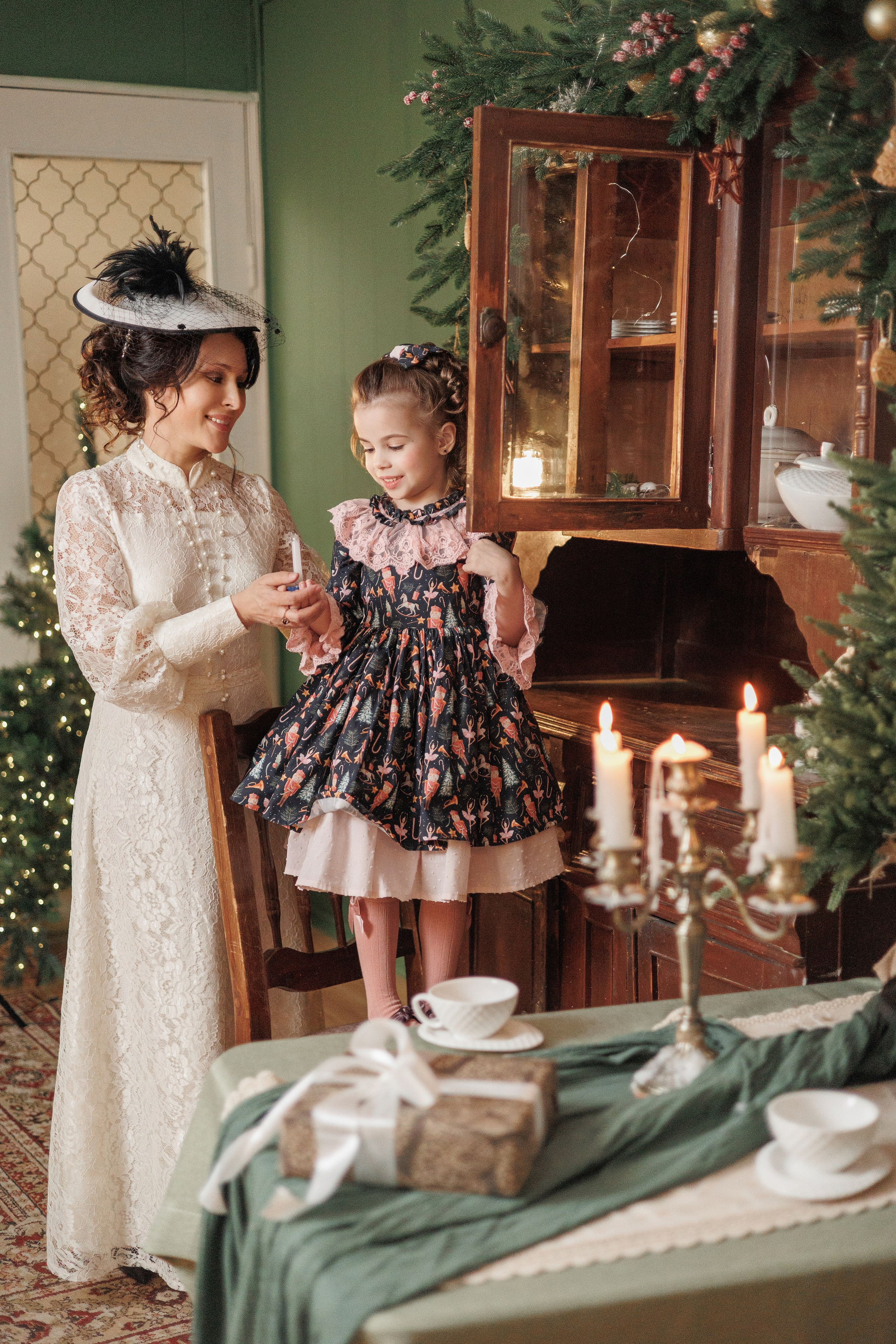 Мама и дочка. Фотограф Мальнева Юлия в Липецке, в Москве. Фотостудия MARU в Липецке