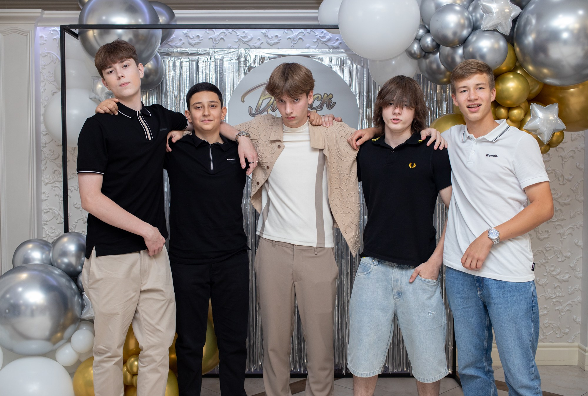 Выпускной 9-й класс. Репортажный, промышленный и маркетплейс-фотограф Дмитрий Чернат