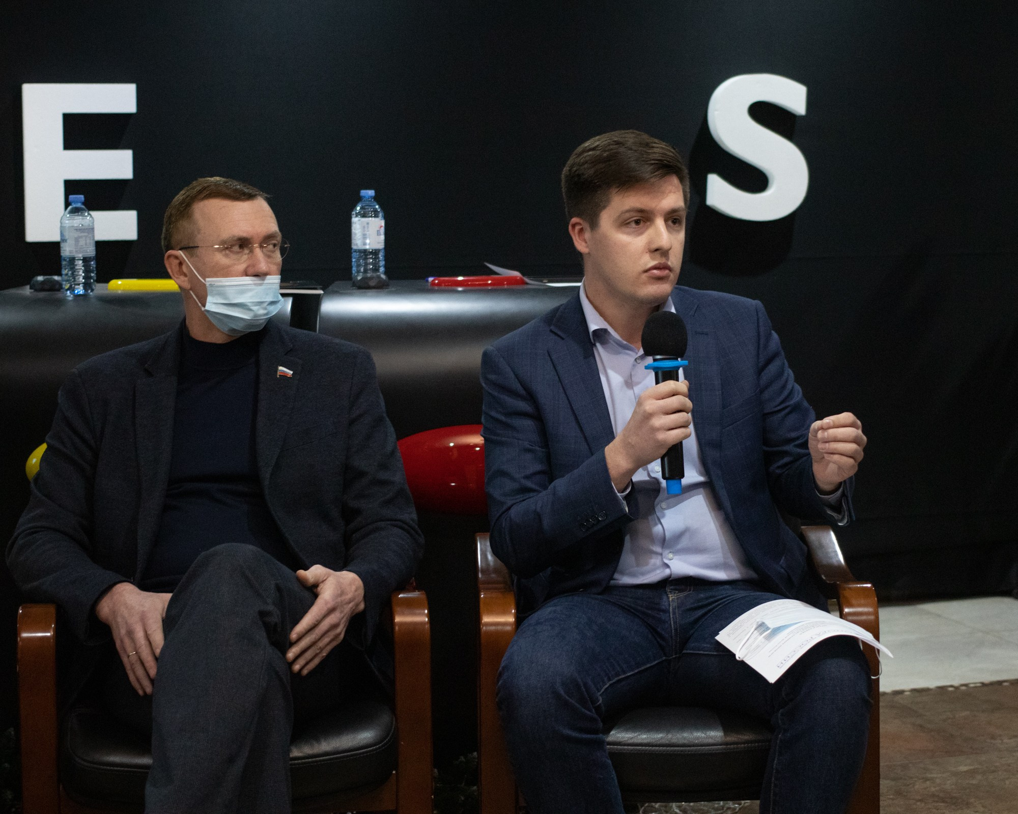 Встреча с Владиславом Даванковым и «Опора России». Репортажный, промышленный и маркетплейс-фотограф Дмитрий Чернат