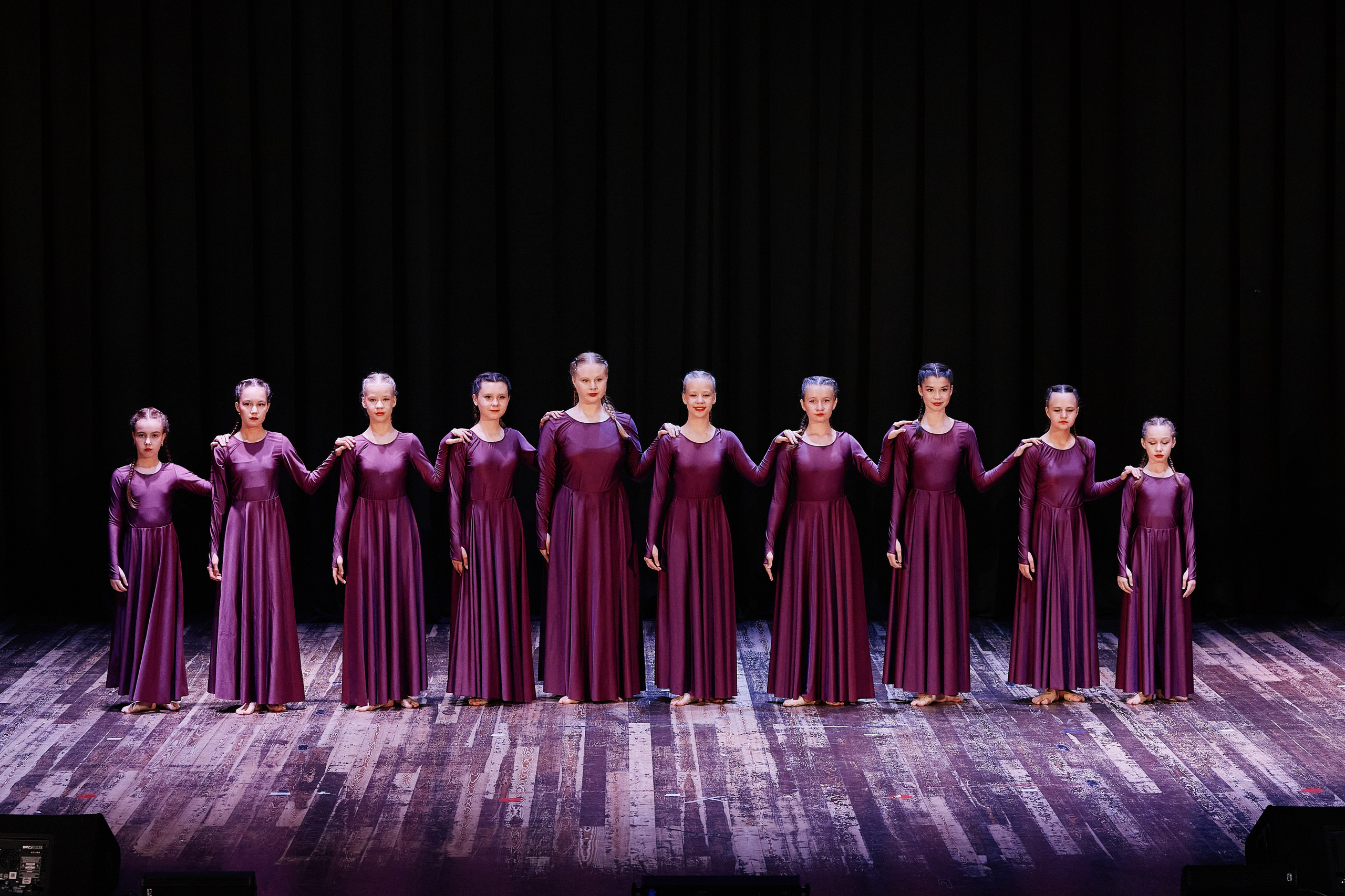 Концерт танцевальной студии Фиеста 08.06. Свадебный репортажный фотограф краснодар максим дремов дрёмов фотосессия студия цена