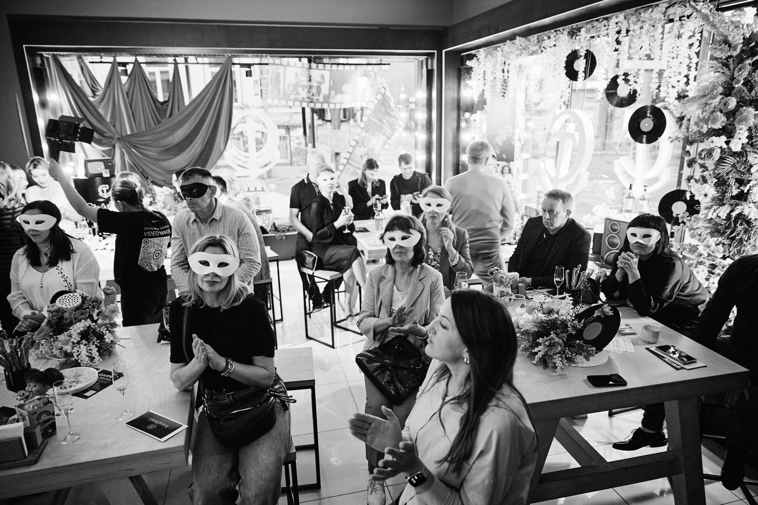 Иммерсивный спектакль в Винном клубе CHATEAU TAMAGNE 21.05. Свадебный репортажный фотограф краснодар максим дремов дрёмов фотосессия студия цена