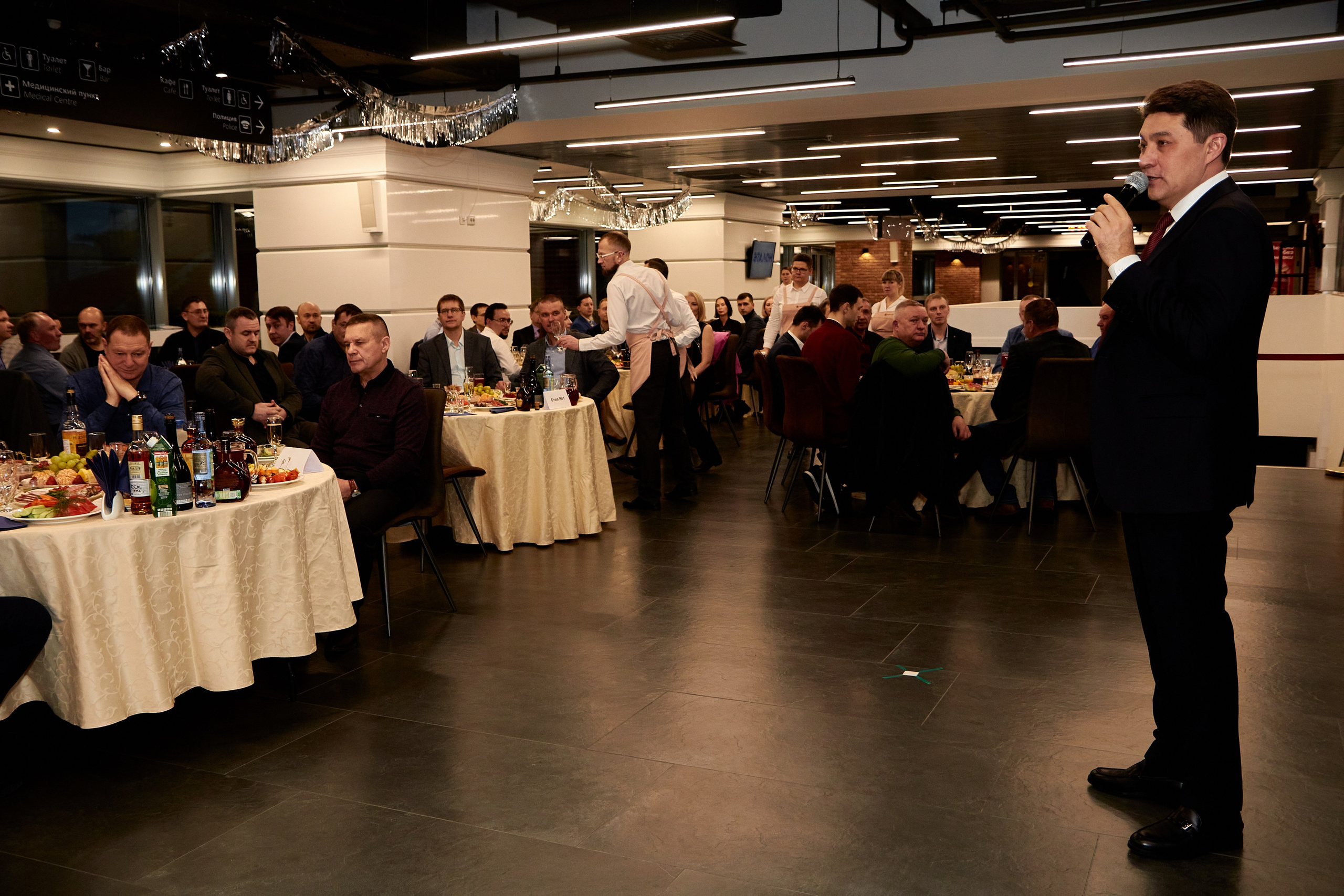 Новогодние корпоративы. Предметный и репортажный фотограф Алексей Кротов