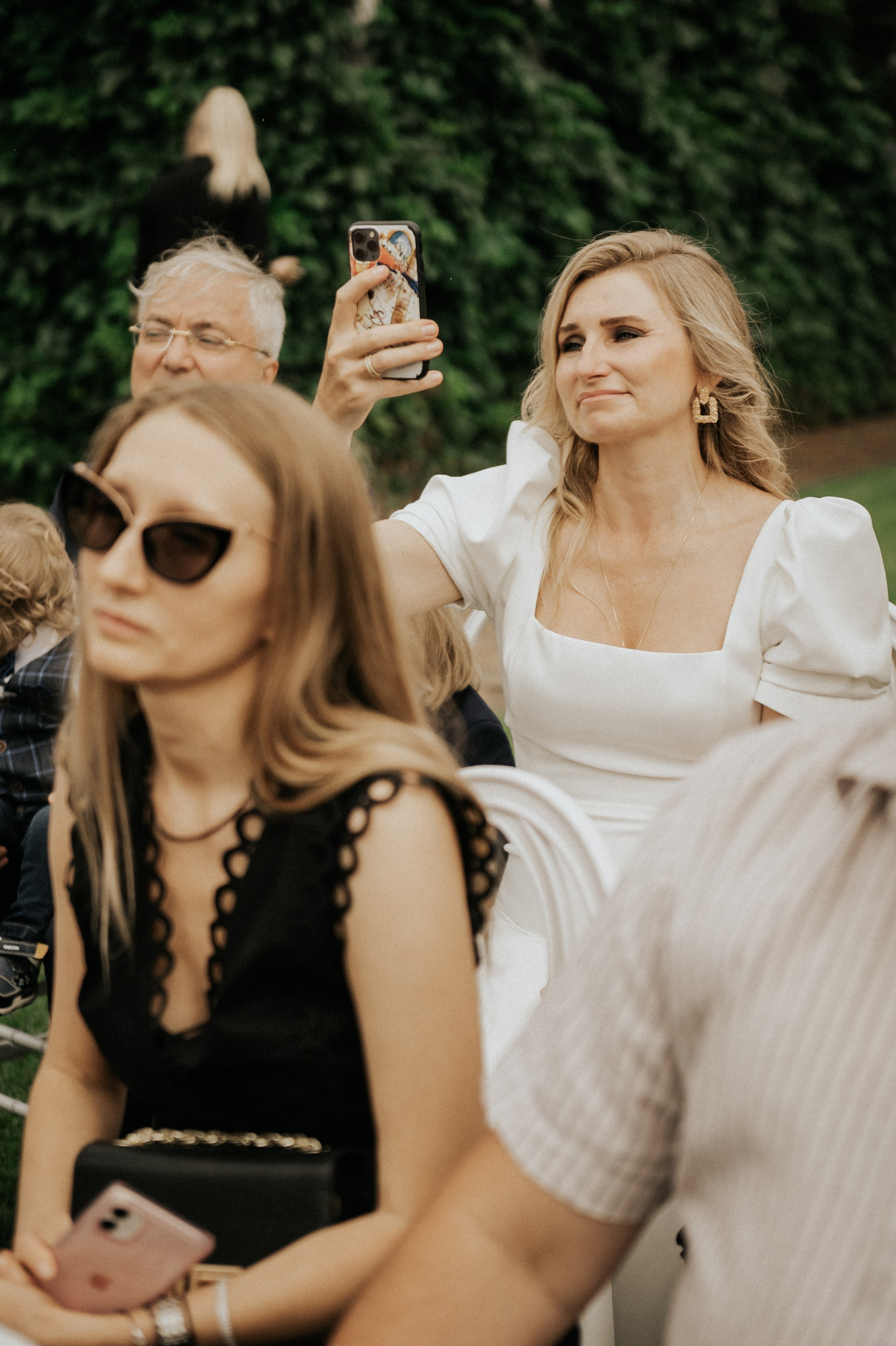 Свадебные фотографии. Фотограф в Барнауле Дарья Бутурлакина. Люби.Цени.Касайся