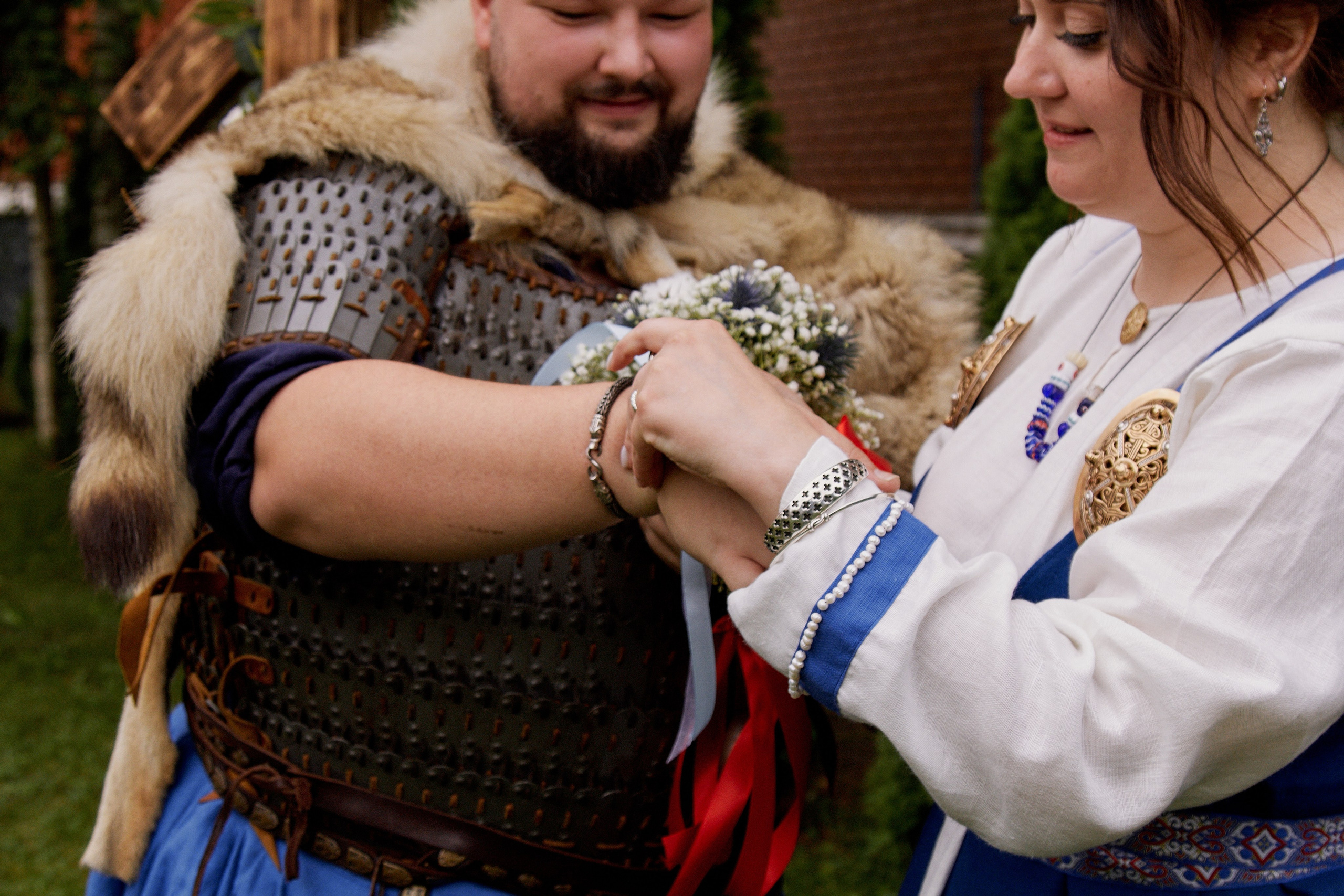 Юлия и Антон. Выездная роспись в стиле викингов. Фотограф лавстори Москва/МО Приятелева Ангелина