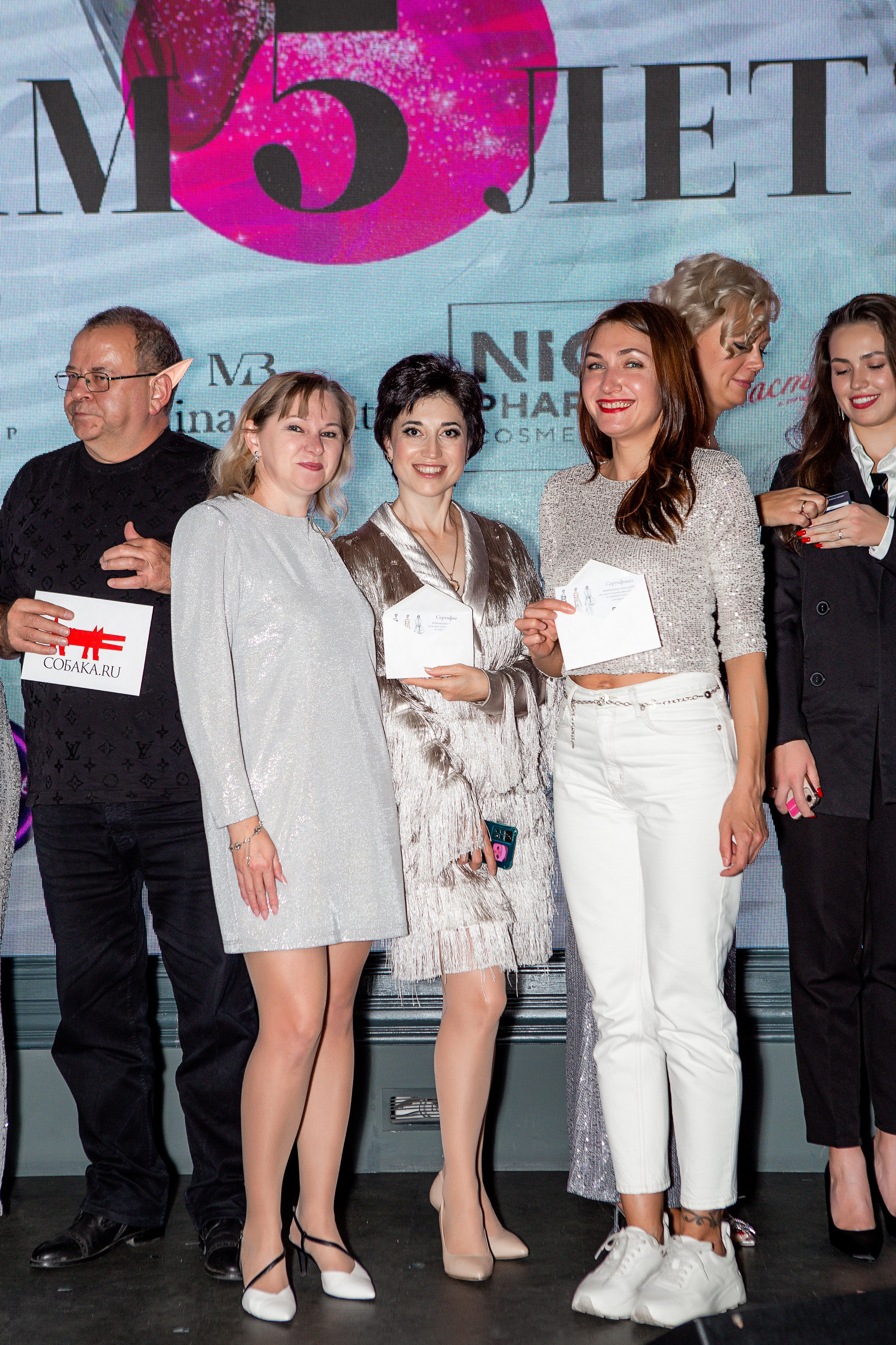 5 лет Женскому клубу. Контент фотограф, съемка для маркетплейсов, фуд съемка и репортажи в Новосибирске Ралия Галеева