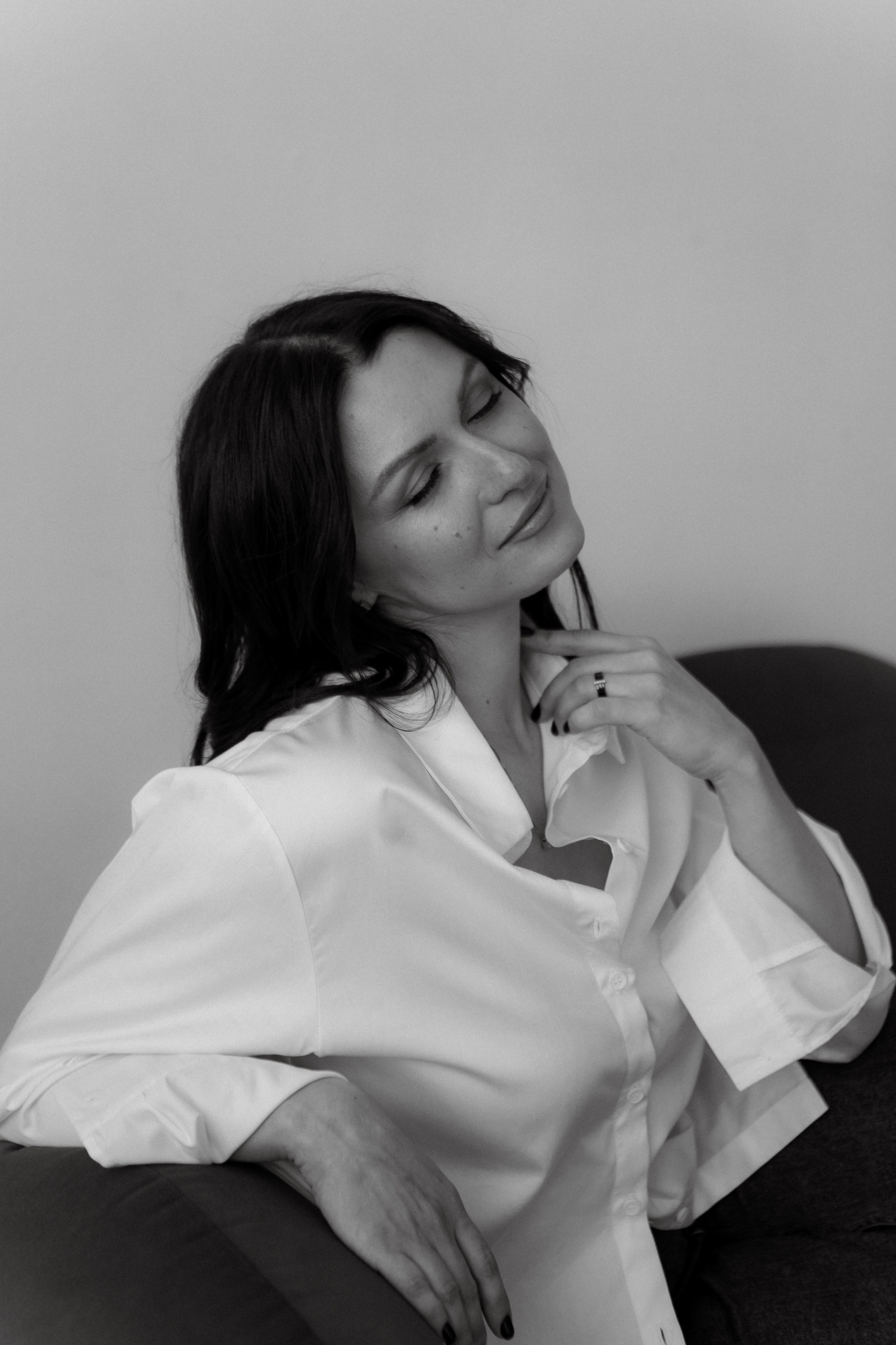 Анна ч/б. Главная