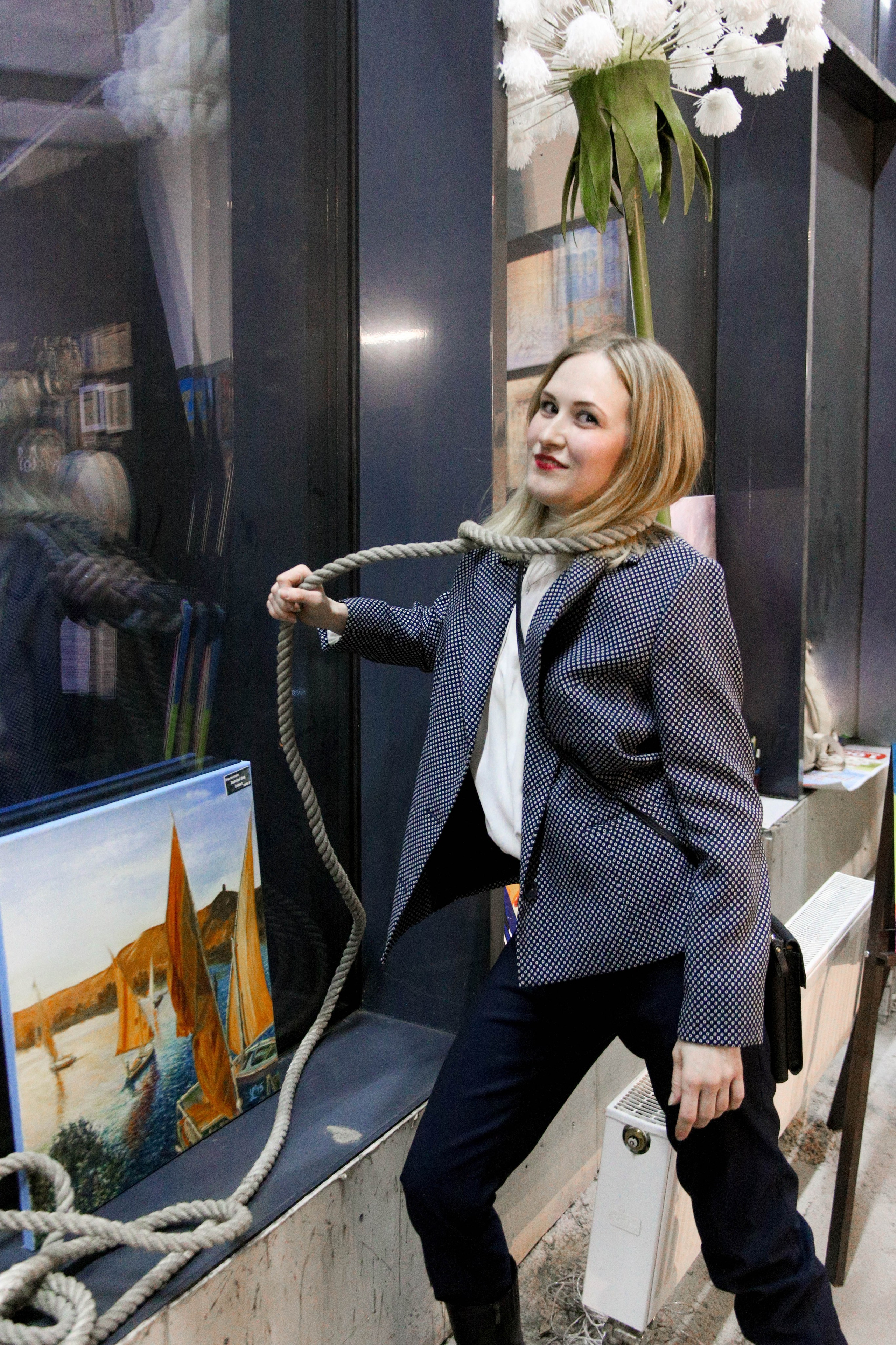 Маша на прогулке. Фотограф Пермь. Фотосессия в фотостудии Перми и на свежем воздухе