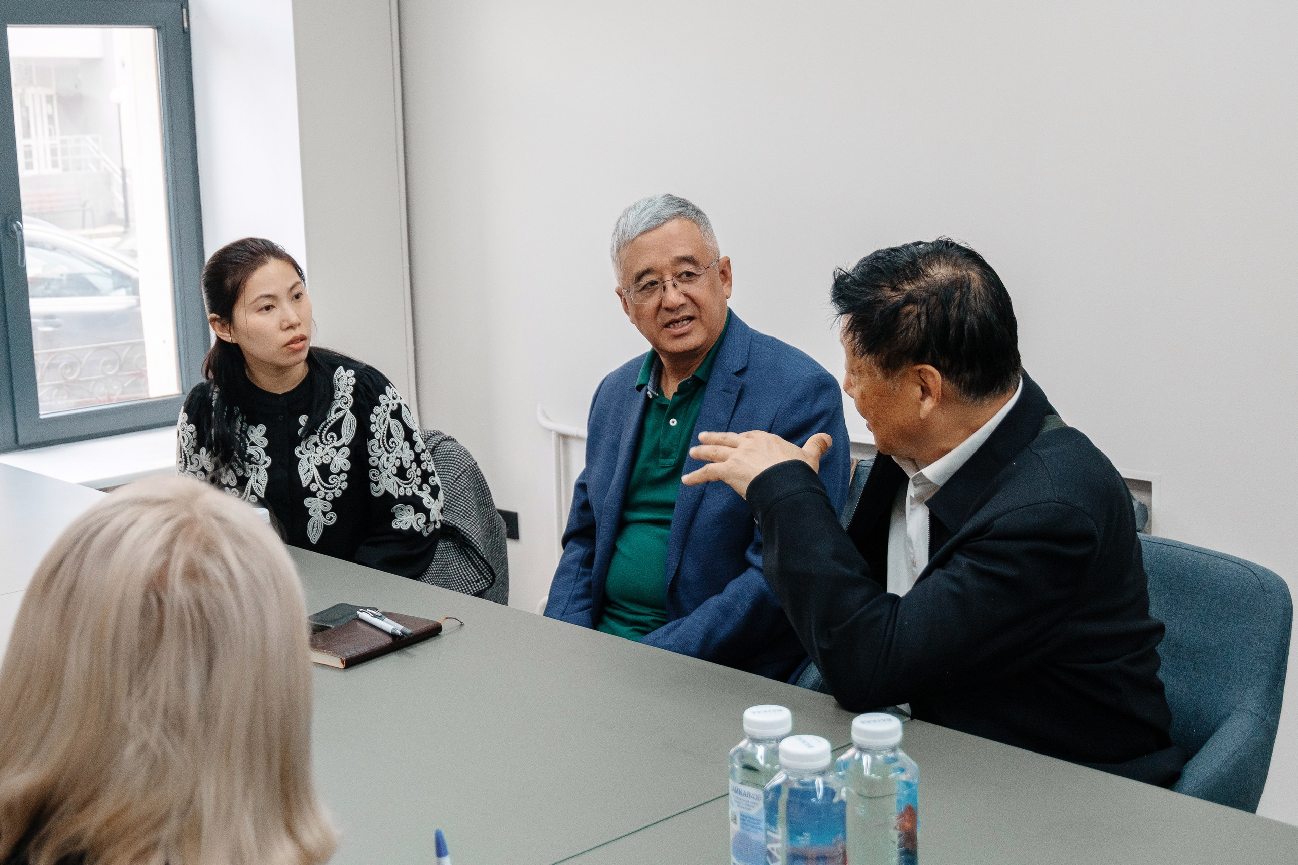 Делегация Китая в Ивановской текстильной компании