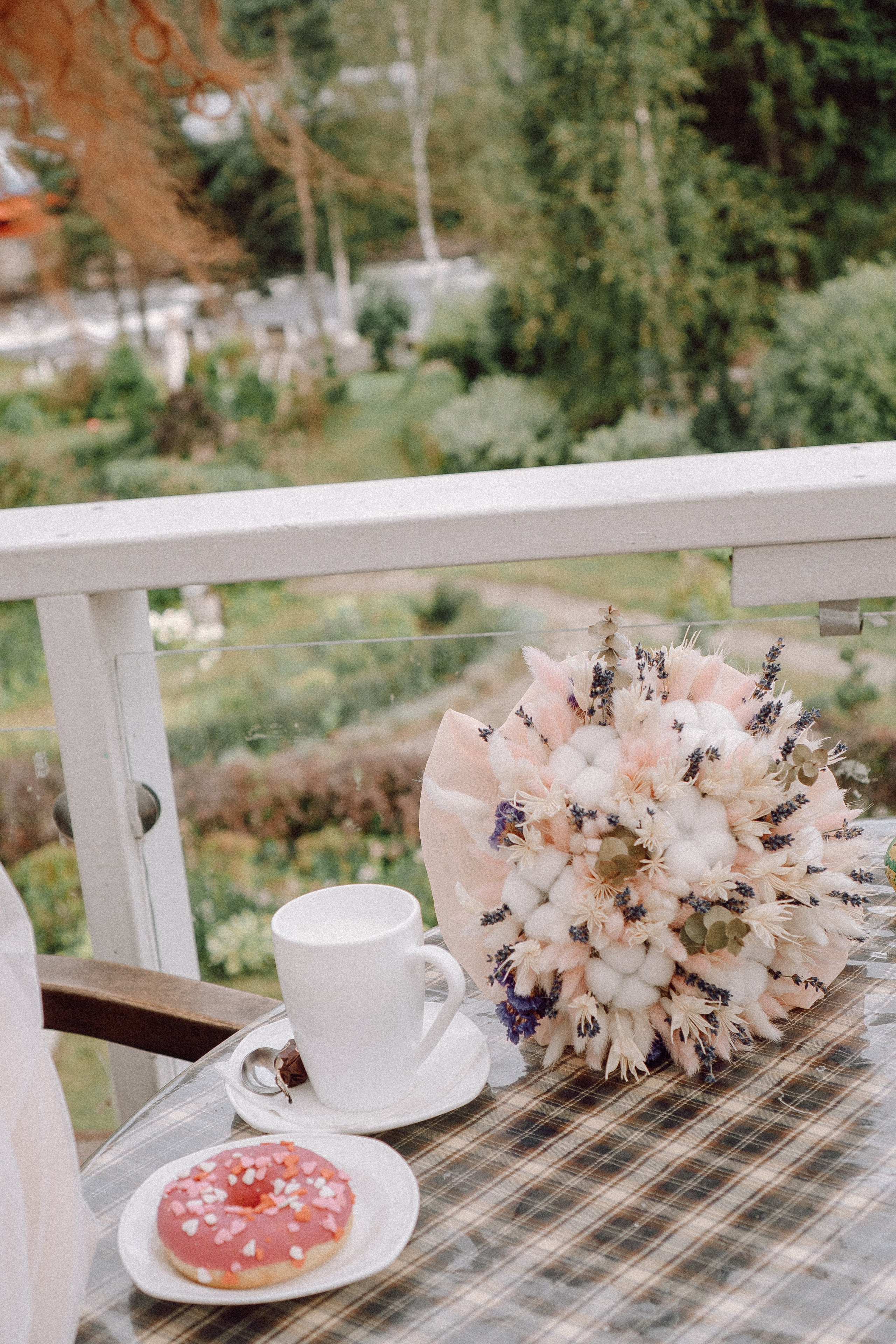 СВАДЕБНАЯ ФОТОСЕССИИЯ ПАРЫ В ГОРОДЕ ПРИОЗЕРСК В СОСНОВОМ ЛЕСУ И С ПИКАПОМ. Профессиональный фотограф, Санкт-Петербург — Виктория Богомолова