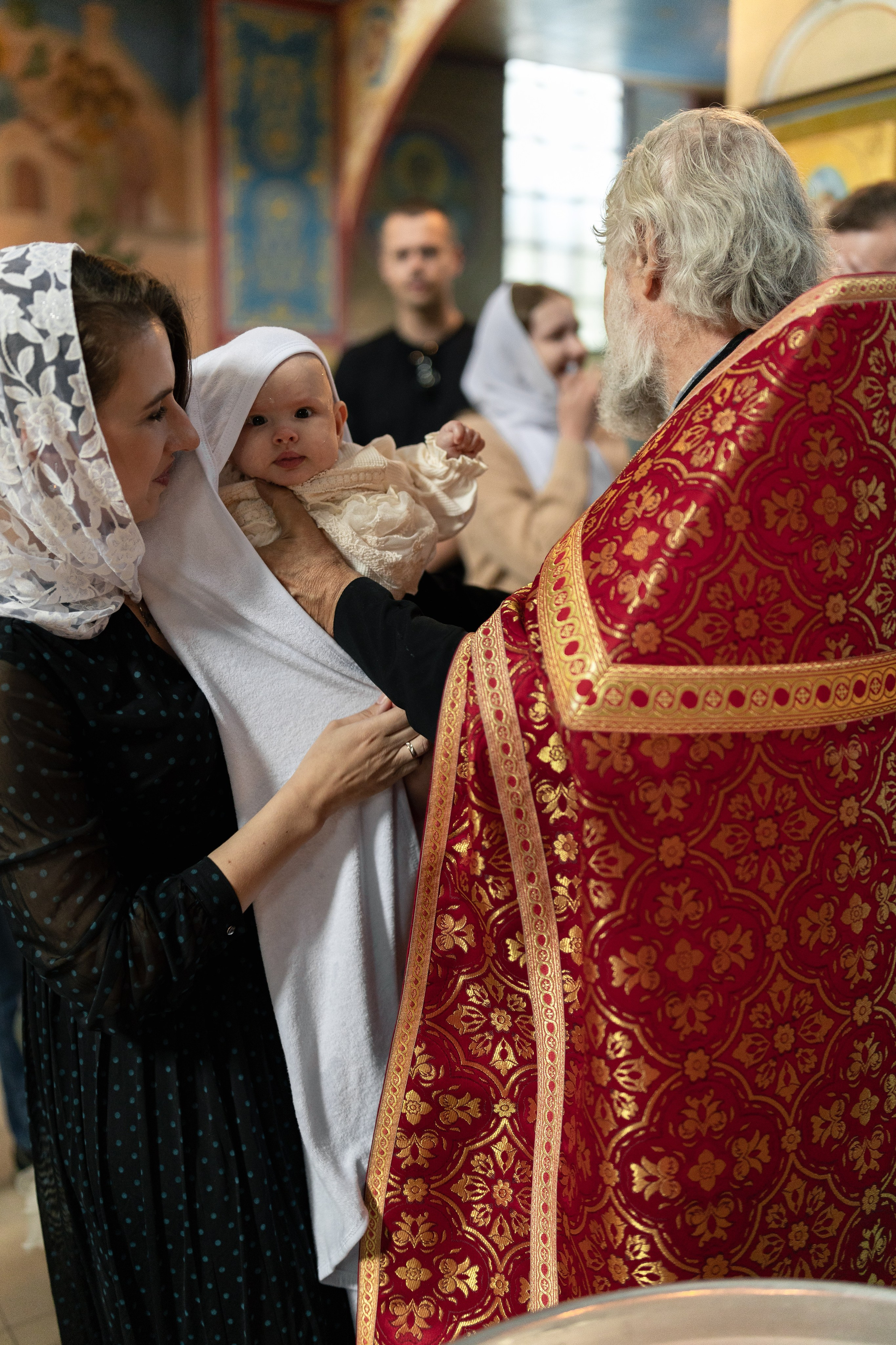 Крещение Марии в церкви иконы Божией Матери Одигитрия Иерусалимская. Анастасия Безуглова- свадебный фотограф в Таганроге