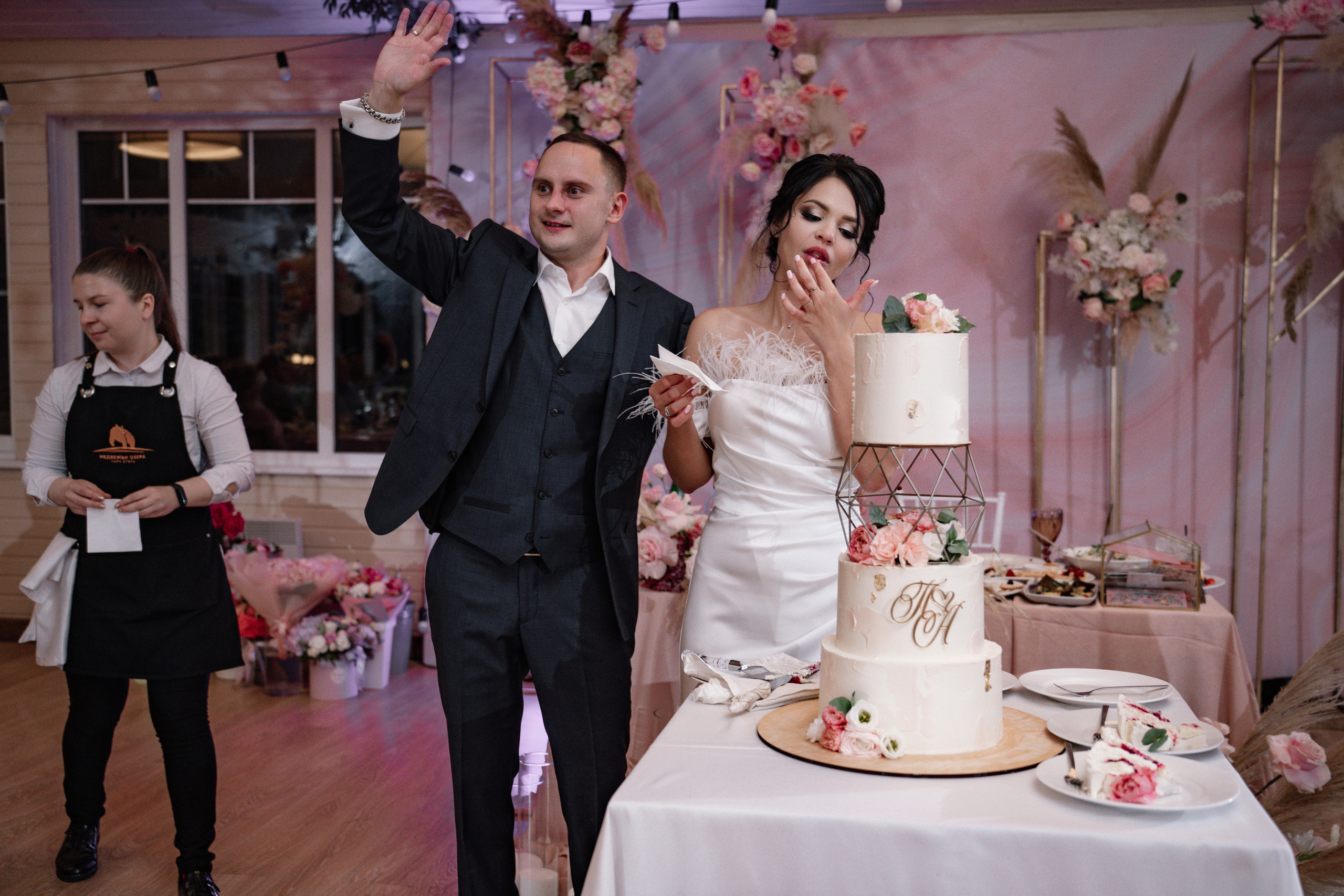 Свадьба в Медвежьих озерах, свадебный фотограф в Медвежьих озерах