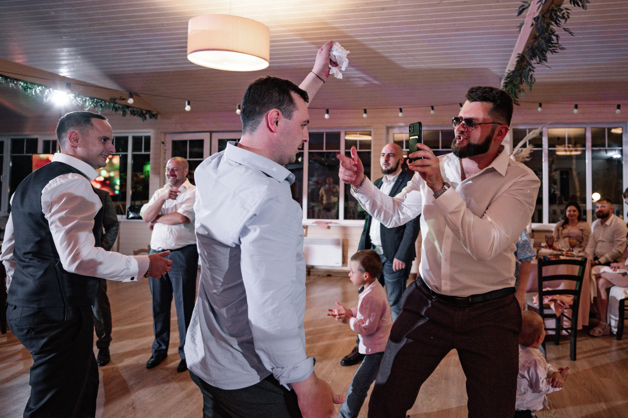 Свадьба в Медвежьих озерах, свадебный фотограф в Медвежьих озерах