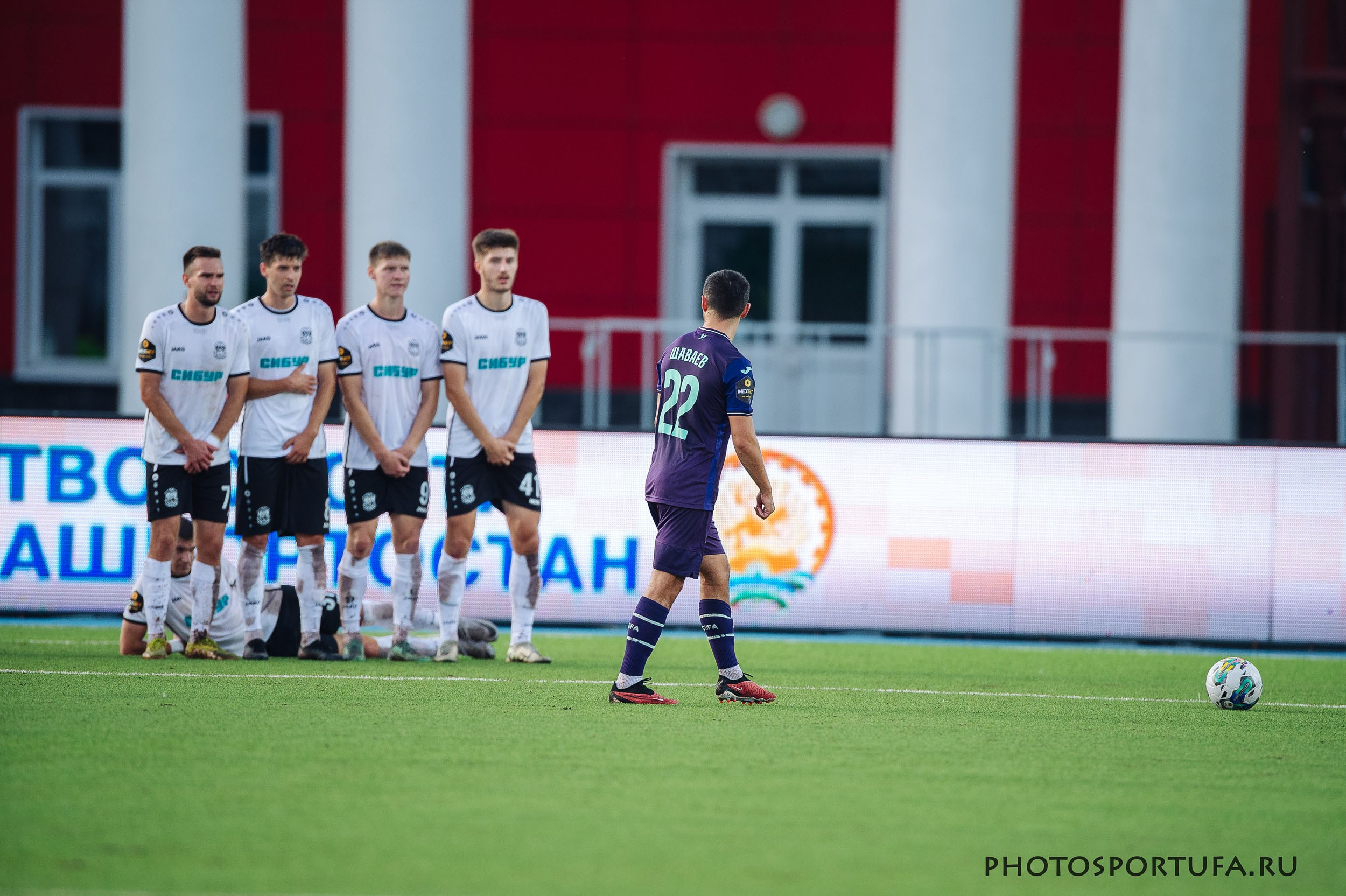 Россия — МЕЛБЕТ — Первая Лига. 4 -й тур «ФК УФА» — ФК «Тюмень». Спортивный фотограф в Уфе Евгений Буров
