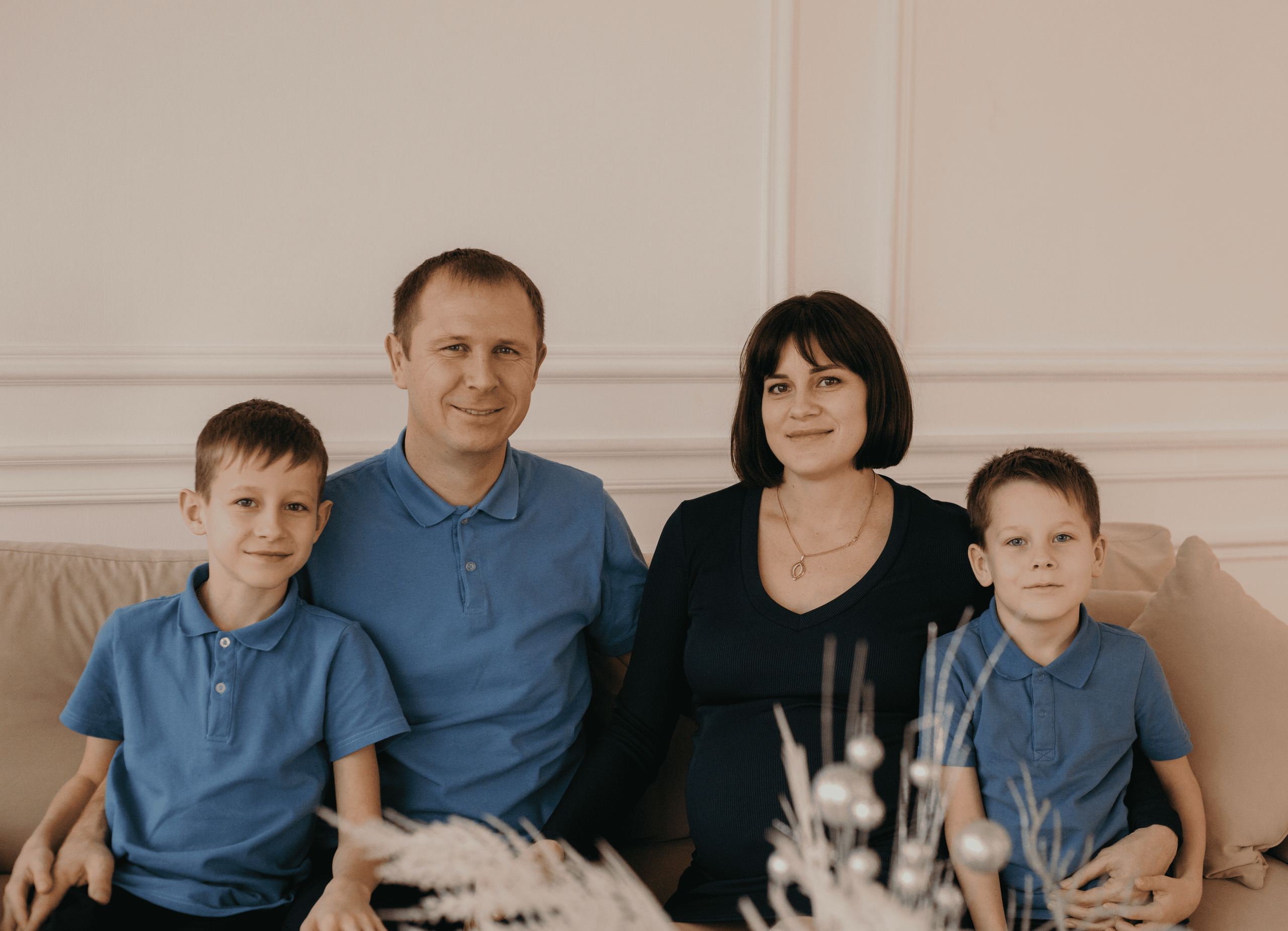 Студийные семейные съемки. Семейный фотограф в Новосибирске Юрк Виктория