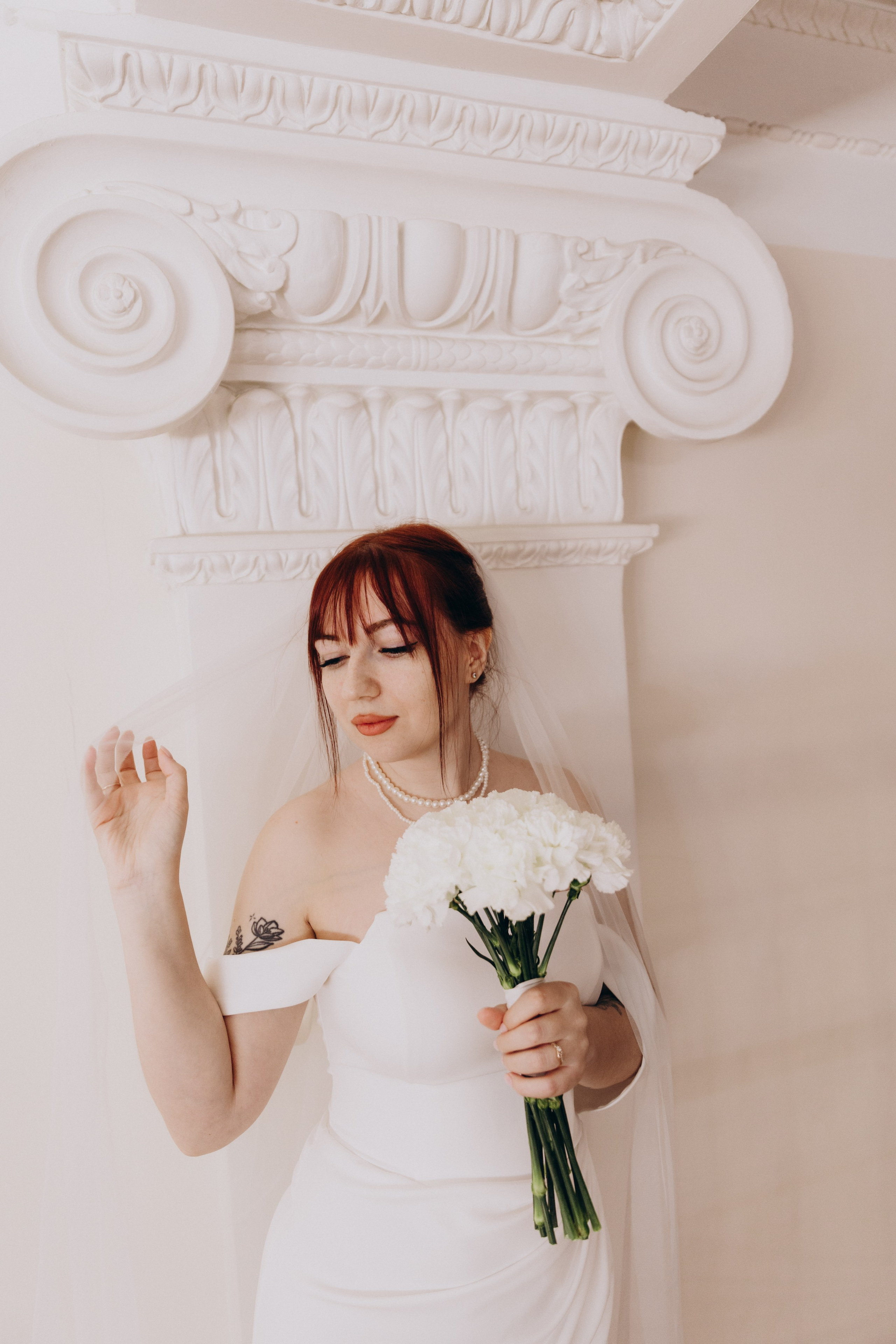 Свадебная фотосессия в пространстве SENO, регистрация в ЗАГСе Адмиралтейского района. Фотограф в Санкт-Петербурге Разиля Идиятуллина