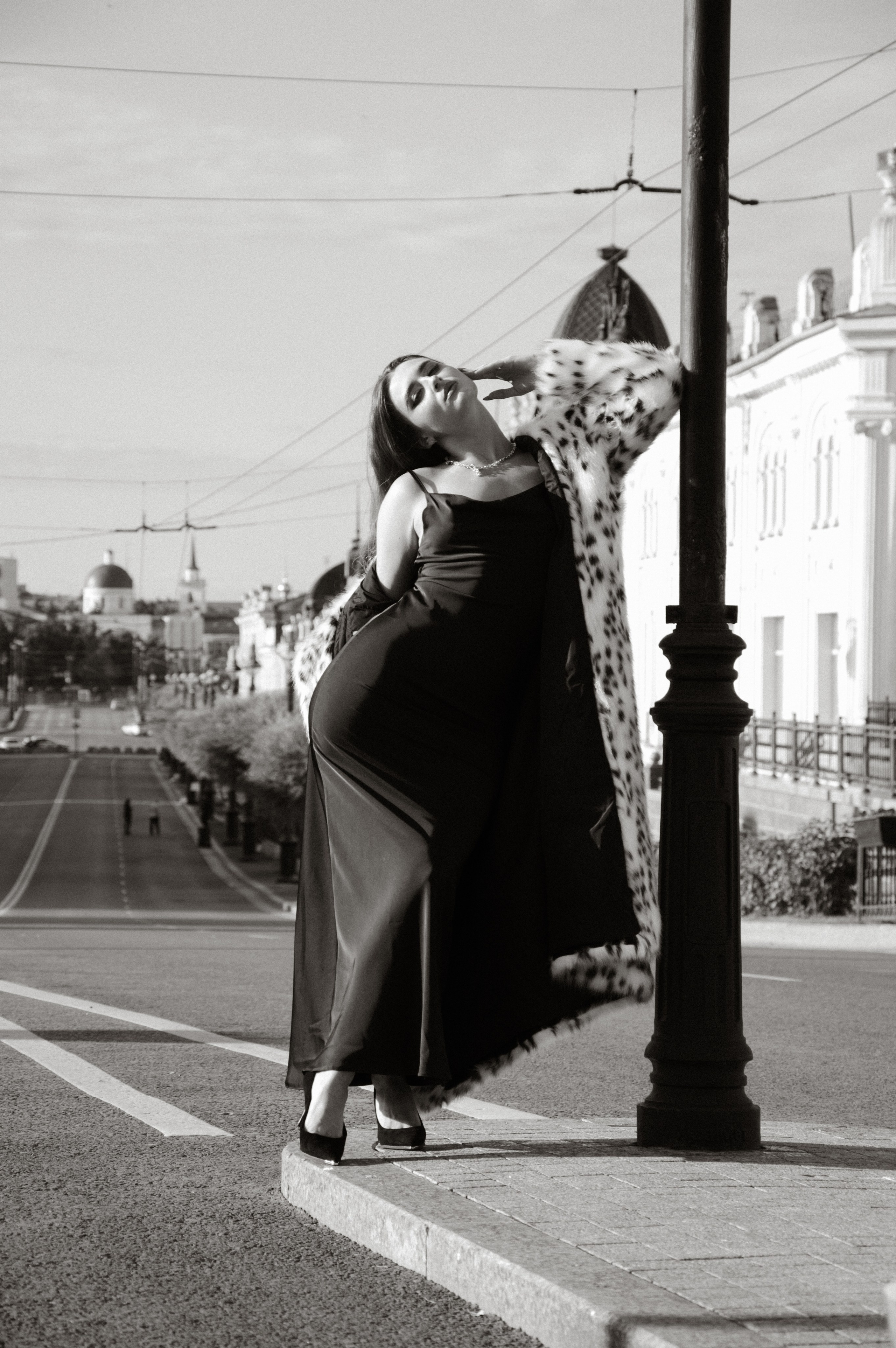 Уличная съёмка. Мобильный фотограф в Омске