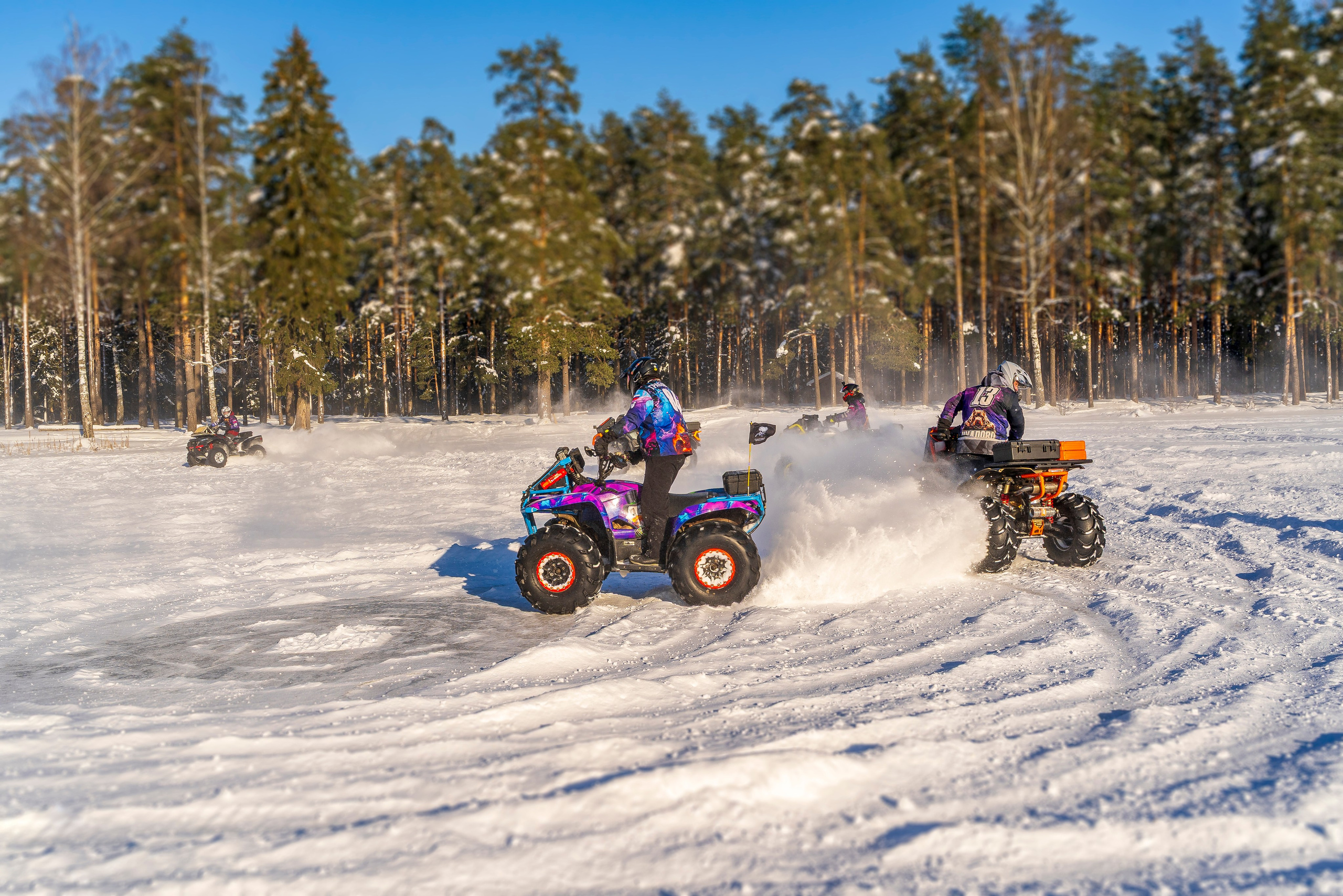 Кудрово ATV. Графический дизайнер Илья Левченко