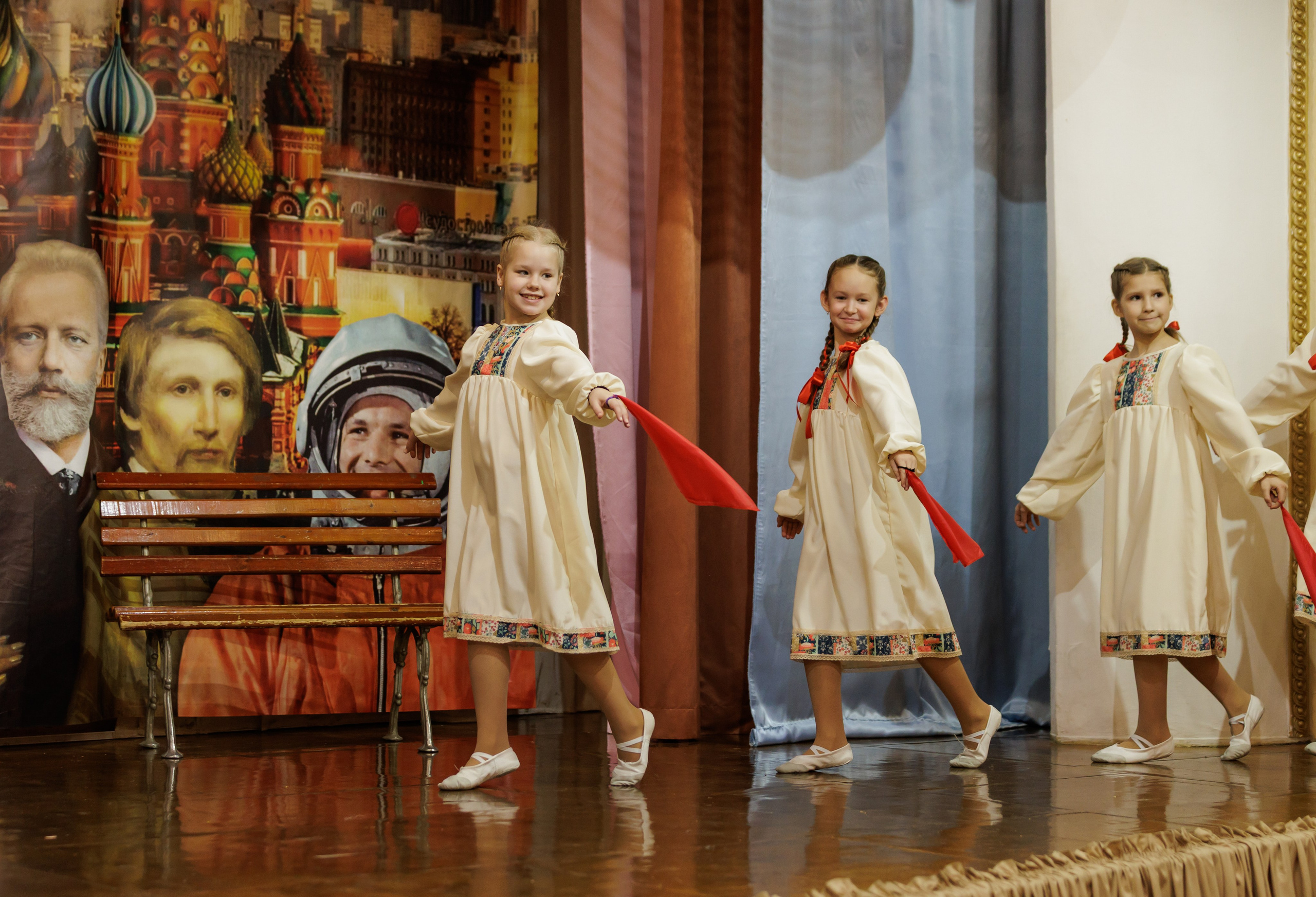 Жемчужинка гимназии 80 — 2025. Фотограф в Нижнем Новгороде, Дзержинске Олеся Хозяева