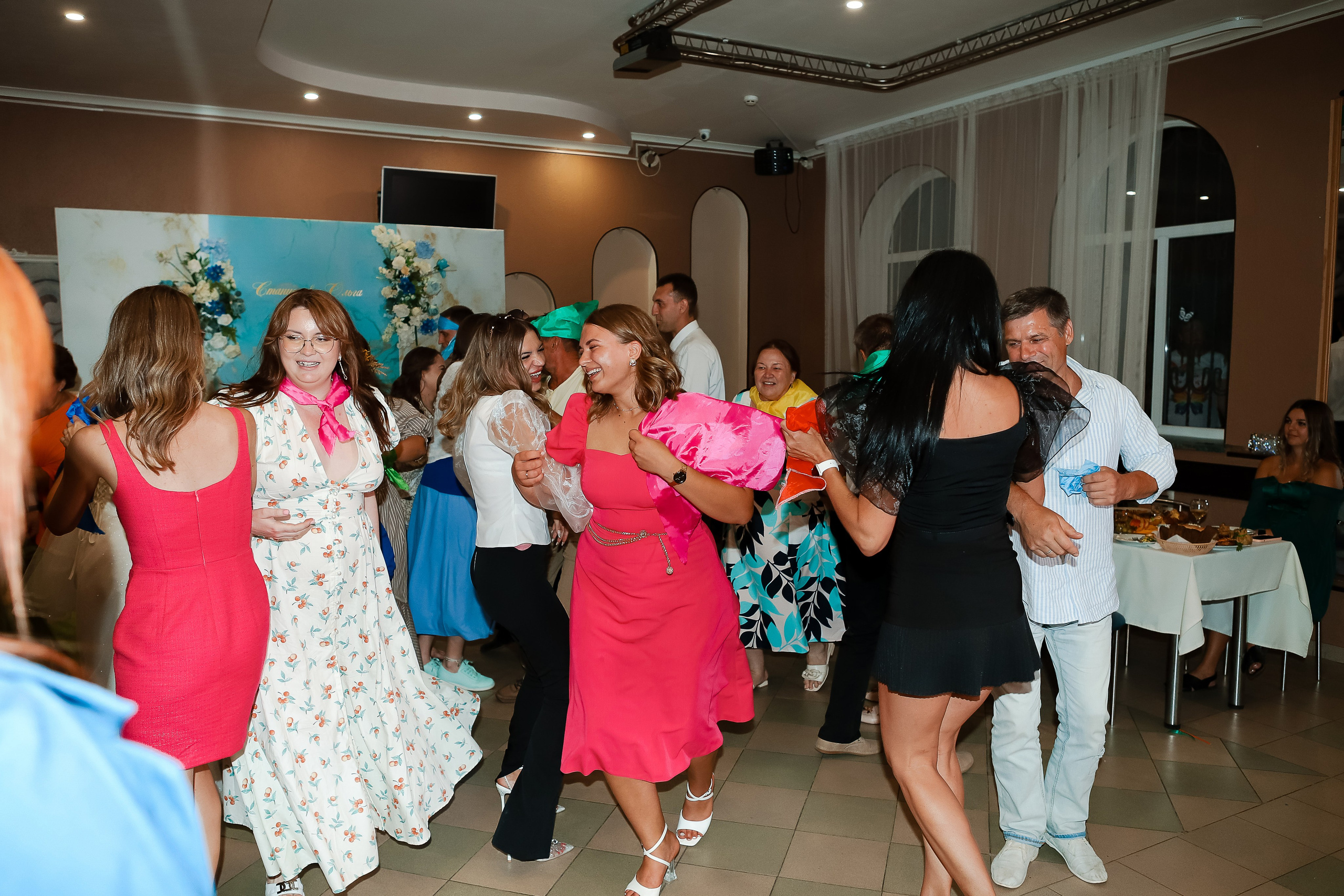 Ольга и Станислав. Свадебный фотограф Евгения Фролова г. Каменск-Шахтинский, Донецк, Ростов