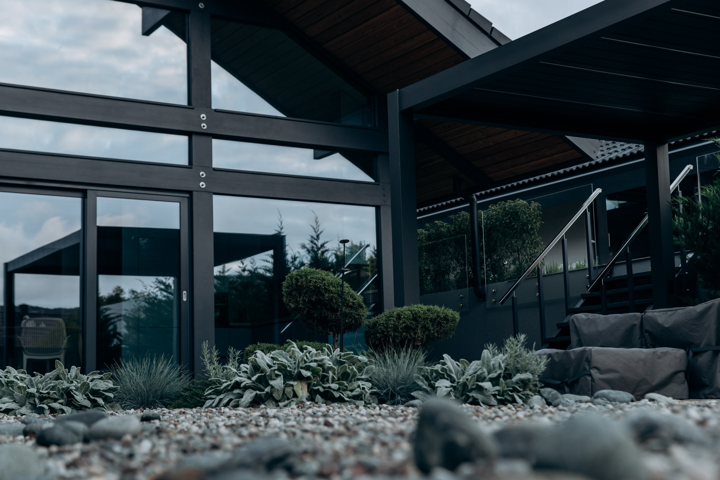 Съёмка для компании INTEQ HAUS из Москвы. Фотограф в Крыму — Федор зайцев. Свадебная, семейная и портретная съёмка. Фотографии для контента, для бизнеса. Корпоративная съёмка