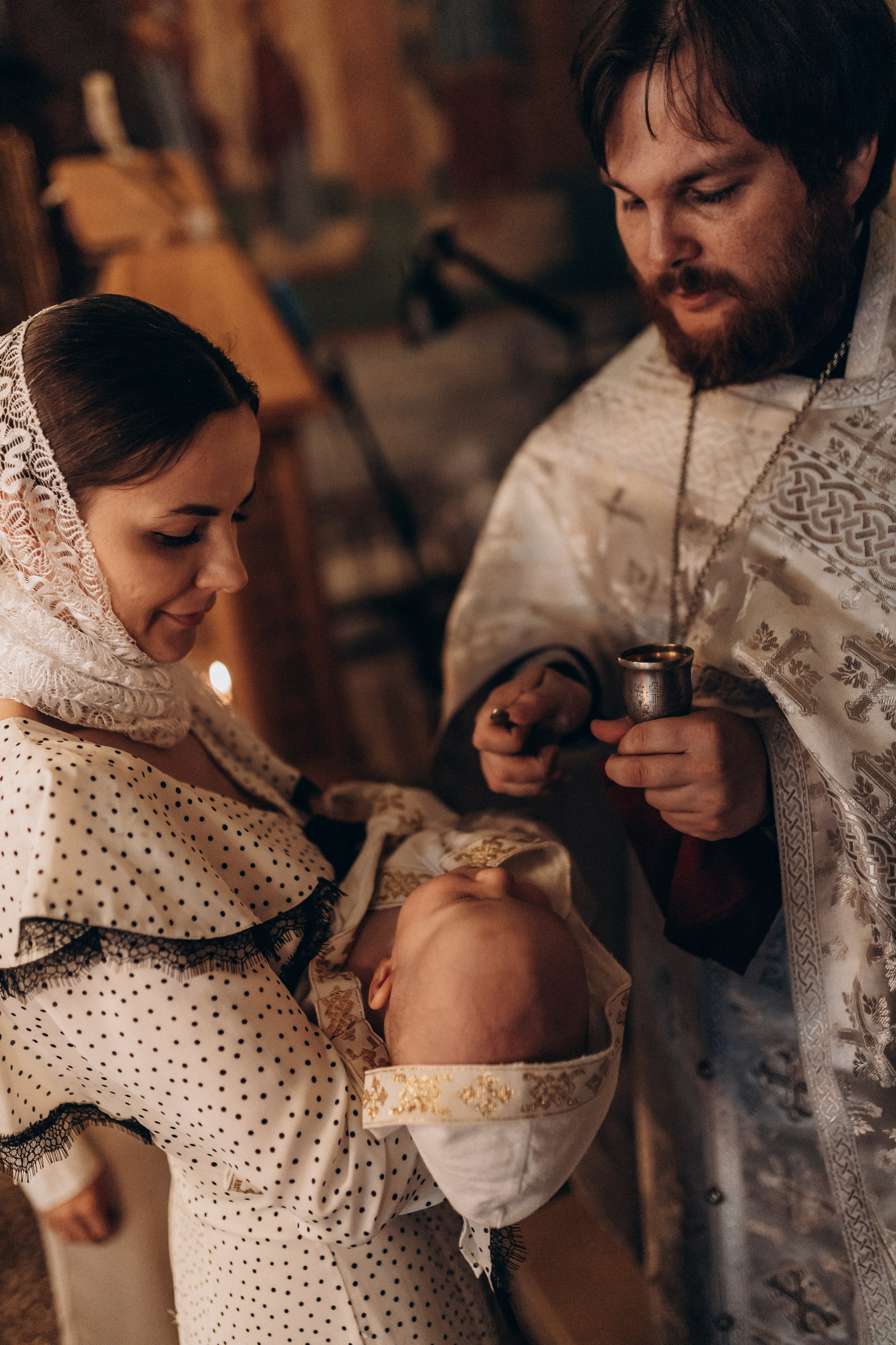 Таинство Крещения Ромы Церковь Покрова Пресвятой Богородицы в Покровском-Глебове-Стрешневе. Семейный и женский фотограф в Москве Коновалова Олеся