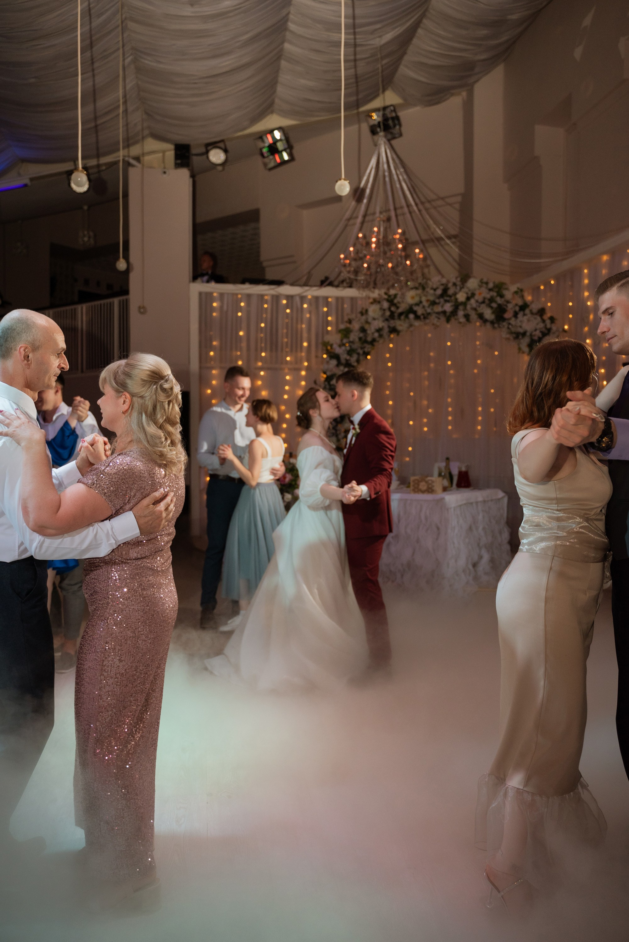 Егор и Елена | 02.06.24. Свадебный фотограф в Санкт-Петербурге Владислава Тюльпина