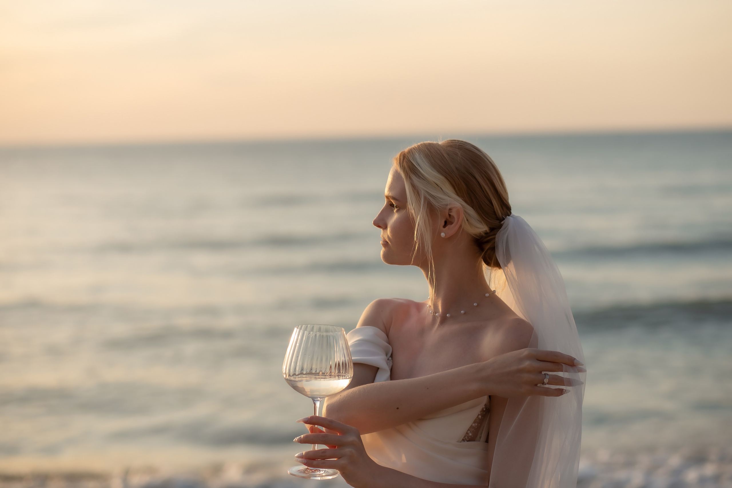 Александра и Влад. На закате. Фотограф в Калининграде Решетникова Алина