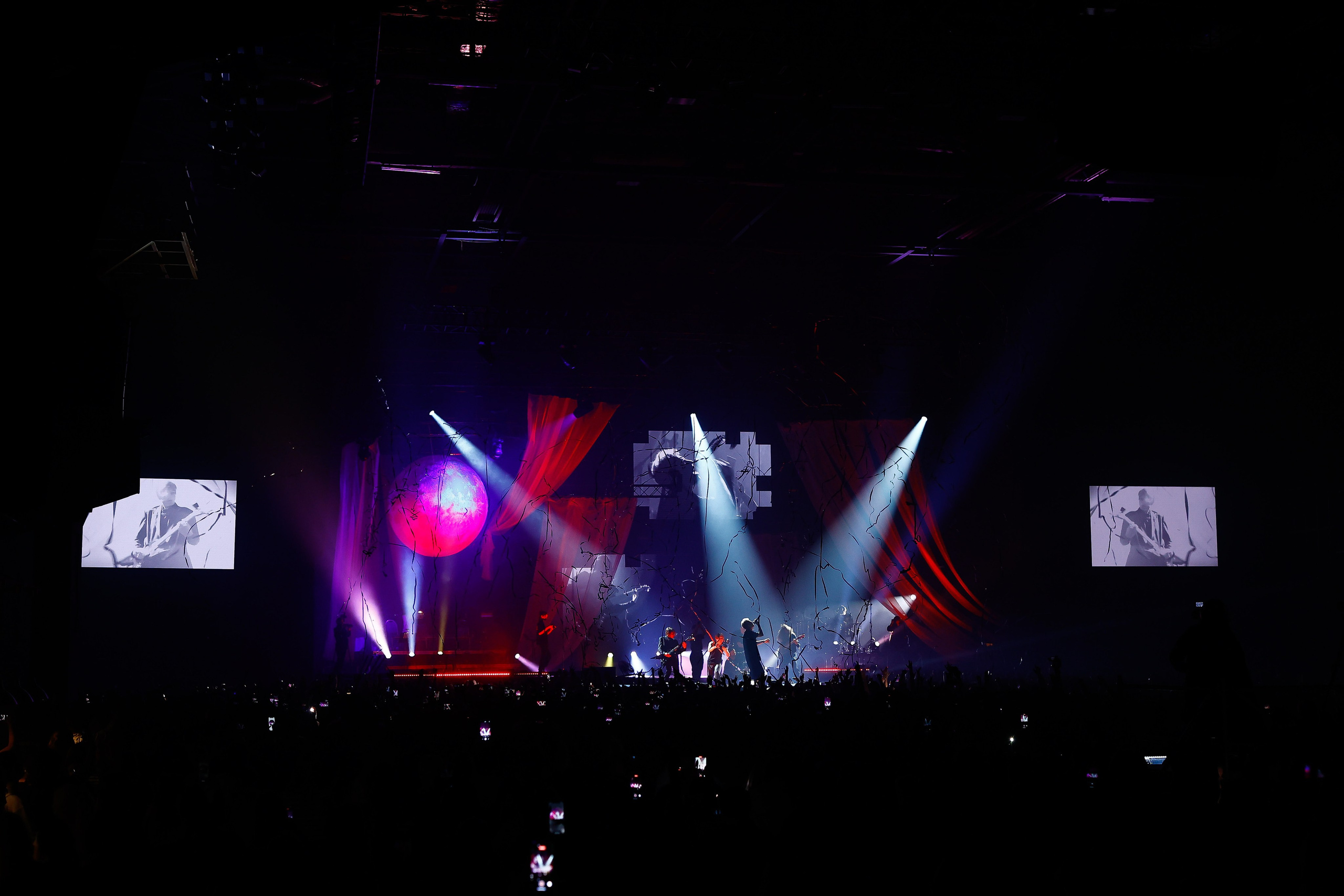 ТРИНАДЦАТЬ КАРАТ @VKSTADIUM