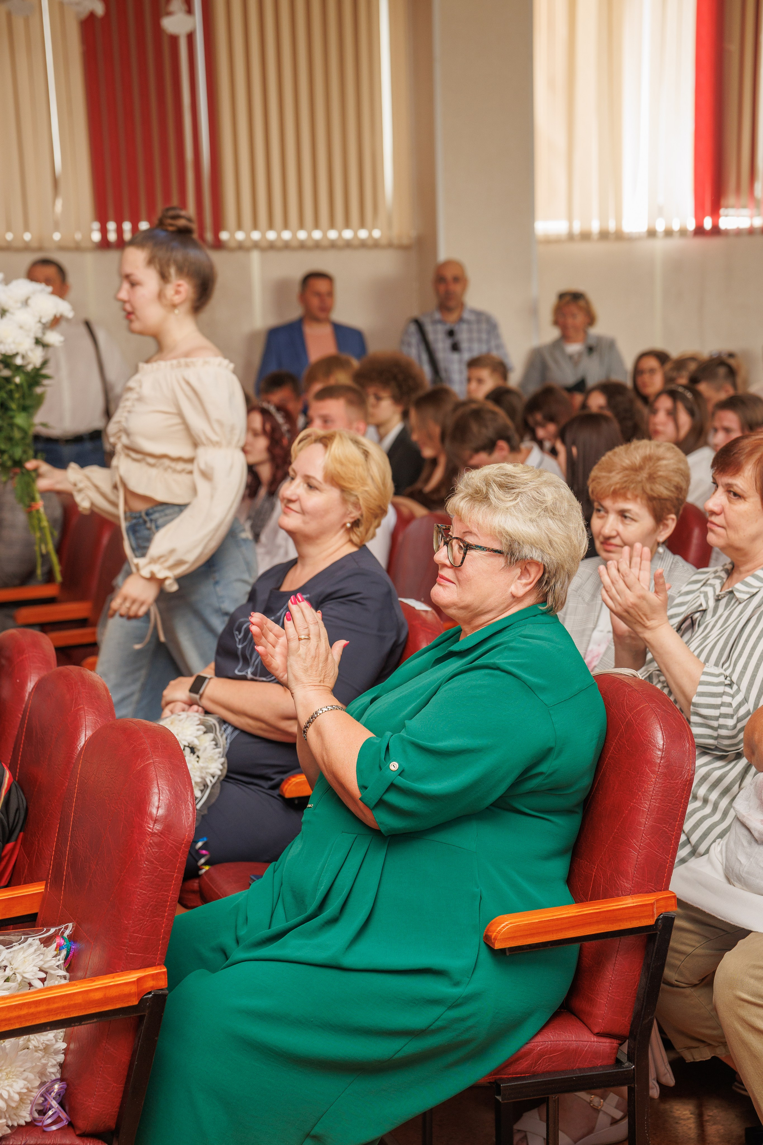 Вручение аттестатов. Свадебный и семейный фотограф в Новосибирске Ирина Дорошкова