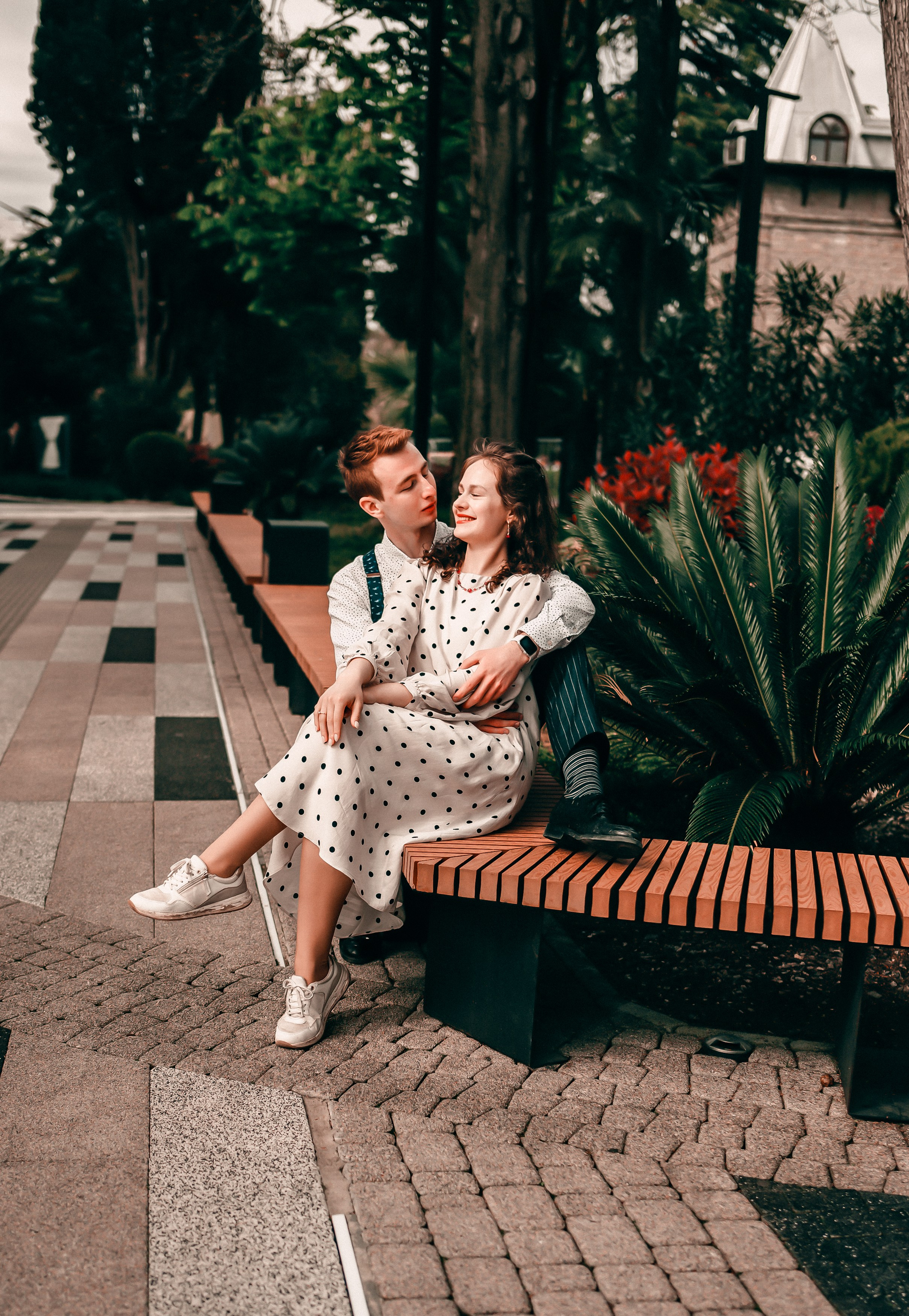 Сливовый сад, морпорт, пляж Ривьера. Свадебный и семейный фотограф София Невская