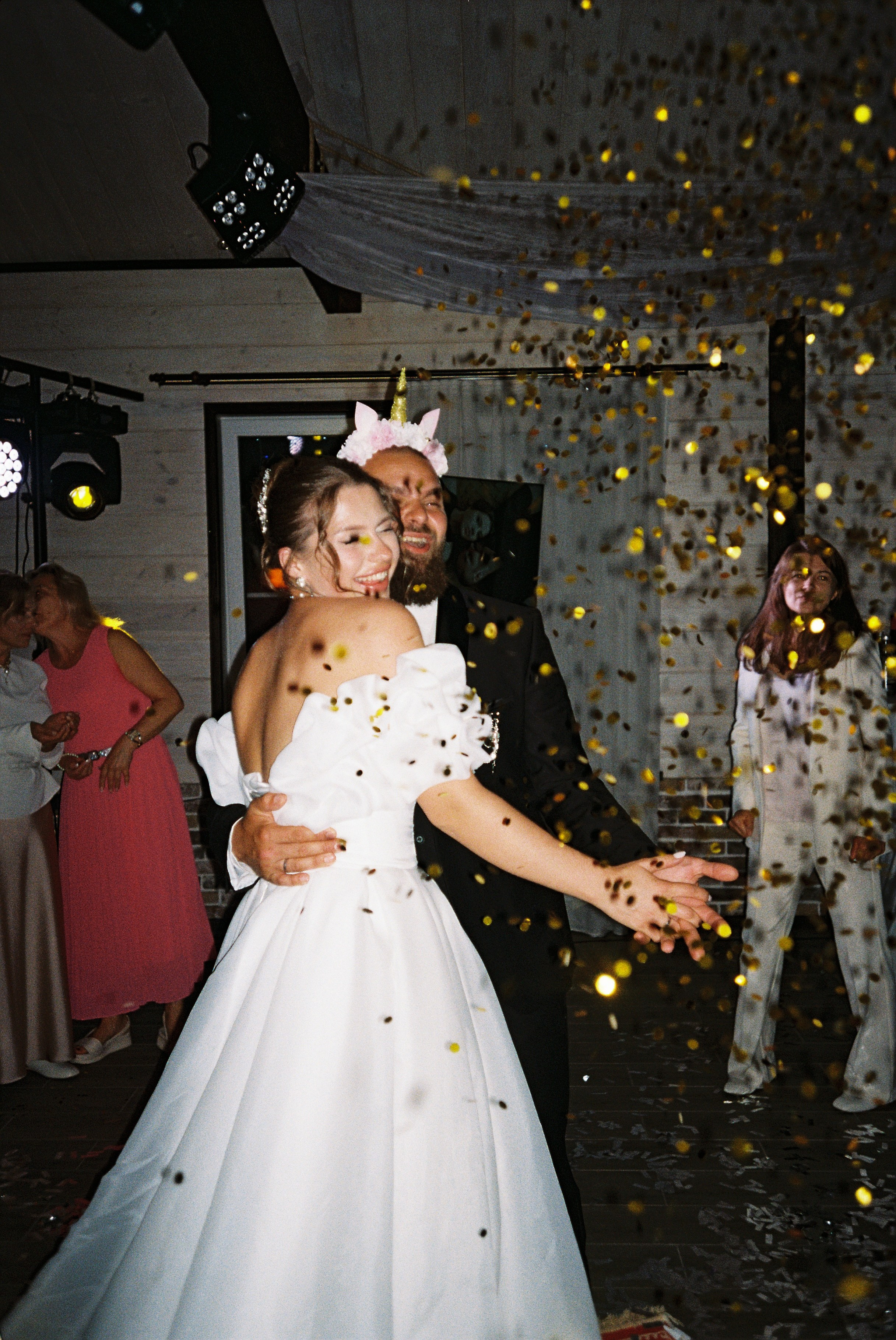 Пленка. Свадебный, репортажный и семейный фотограф в Москве Арина Зак