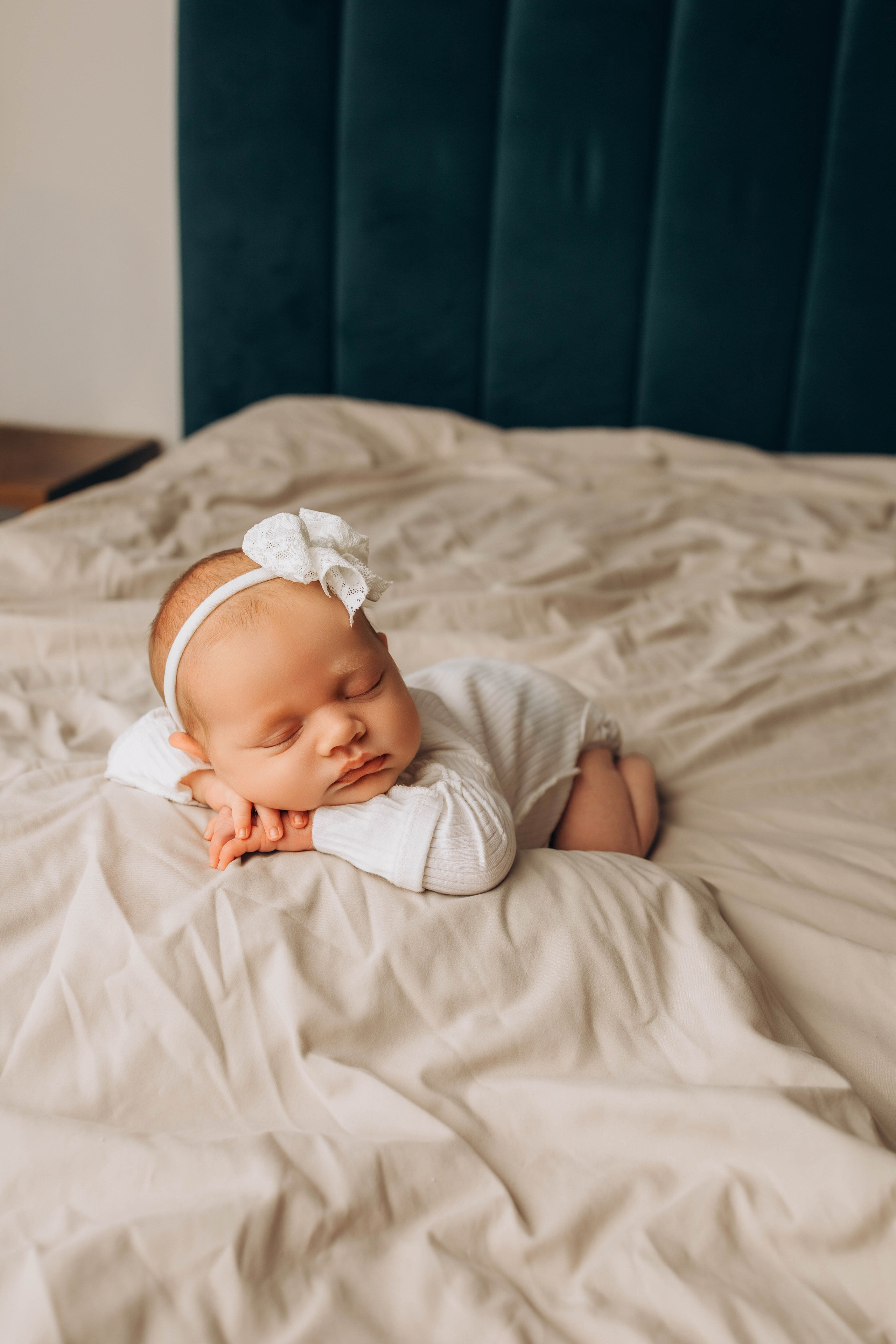 Кира 6 дней. Фотограф новорождённых Newborn Москва