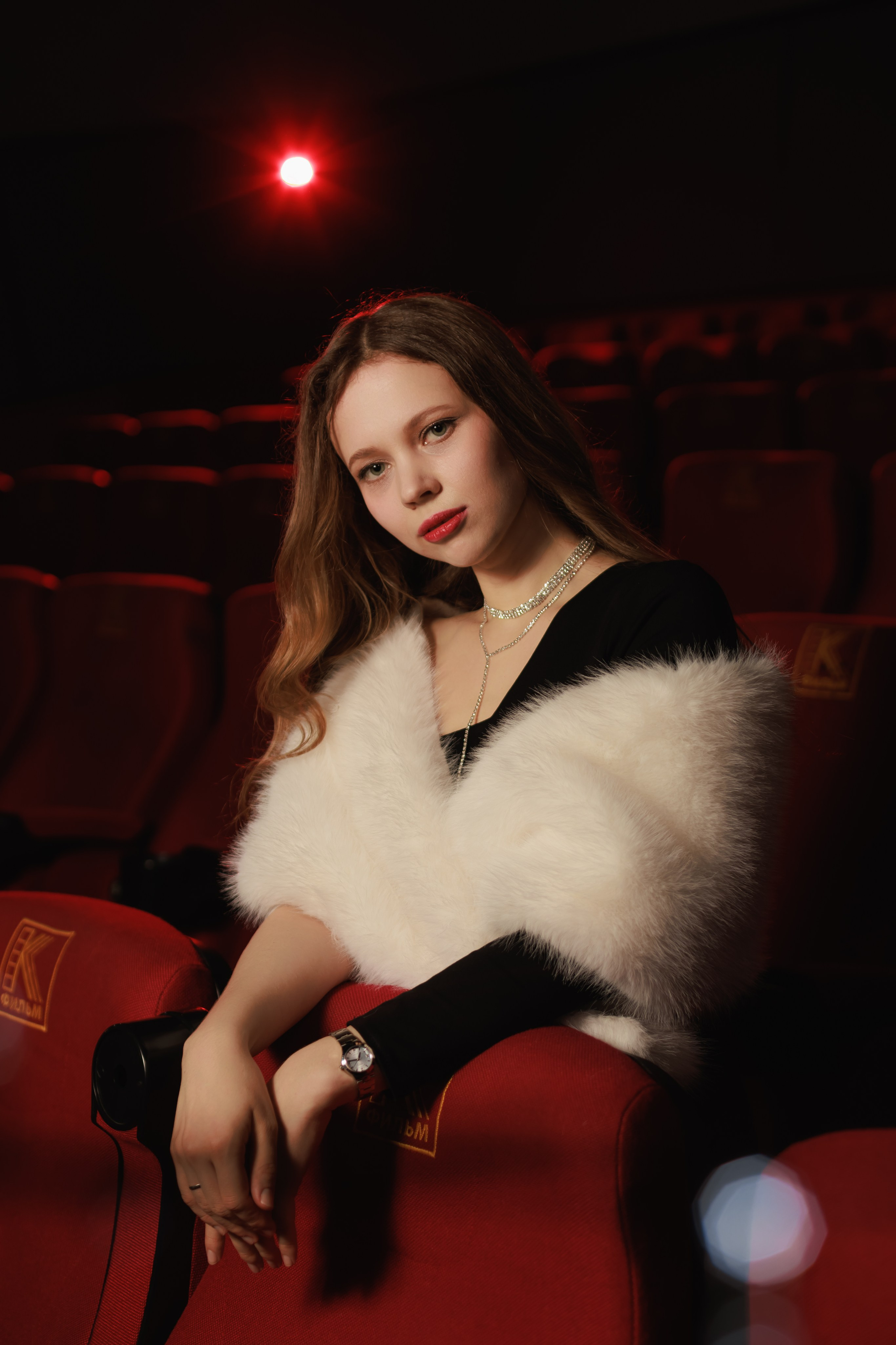 Ph: @aleksandr.spb.ru Md: @dnevzorova Org: @creative_photoday Cinema: @karo. Александр спб ру фотограф