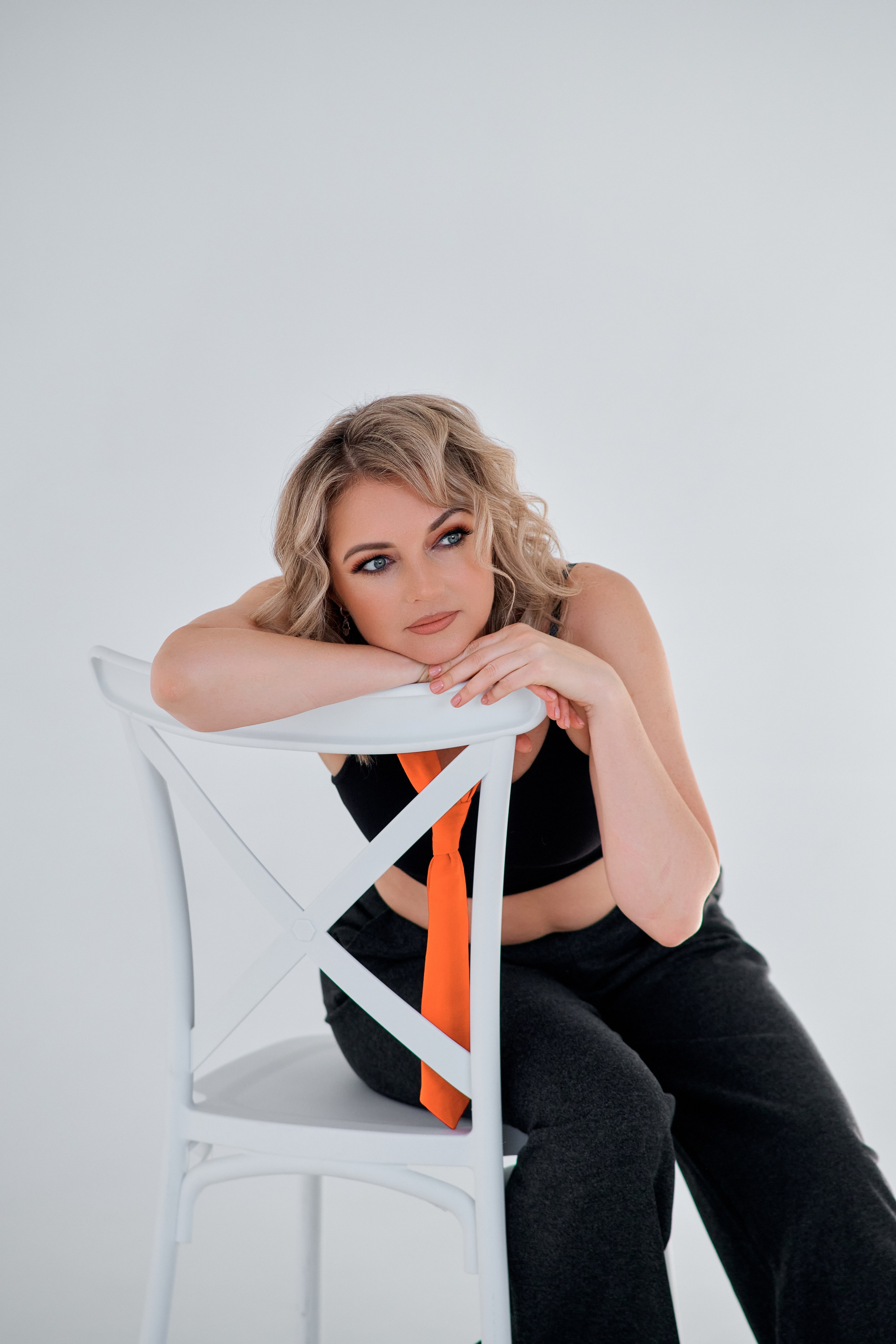 Олеся. Nail мастер. Портретная и контент съемка. Фотограф Таганрог Анна Трайжон