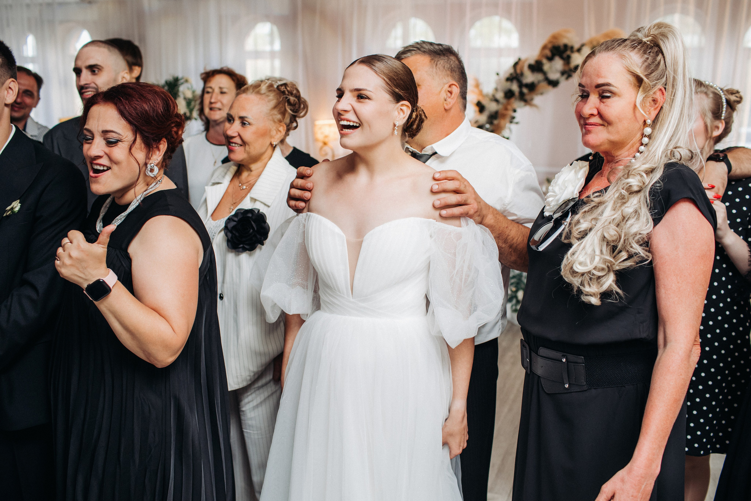 Vlad & Nadya (Saint-Petersburg, Russia). Destination wedding photographer Peter Letu