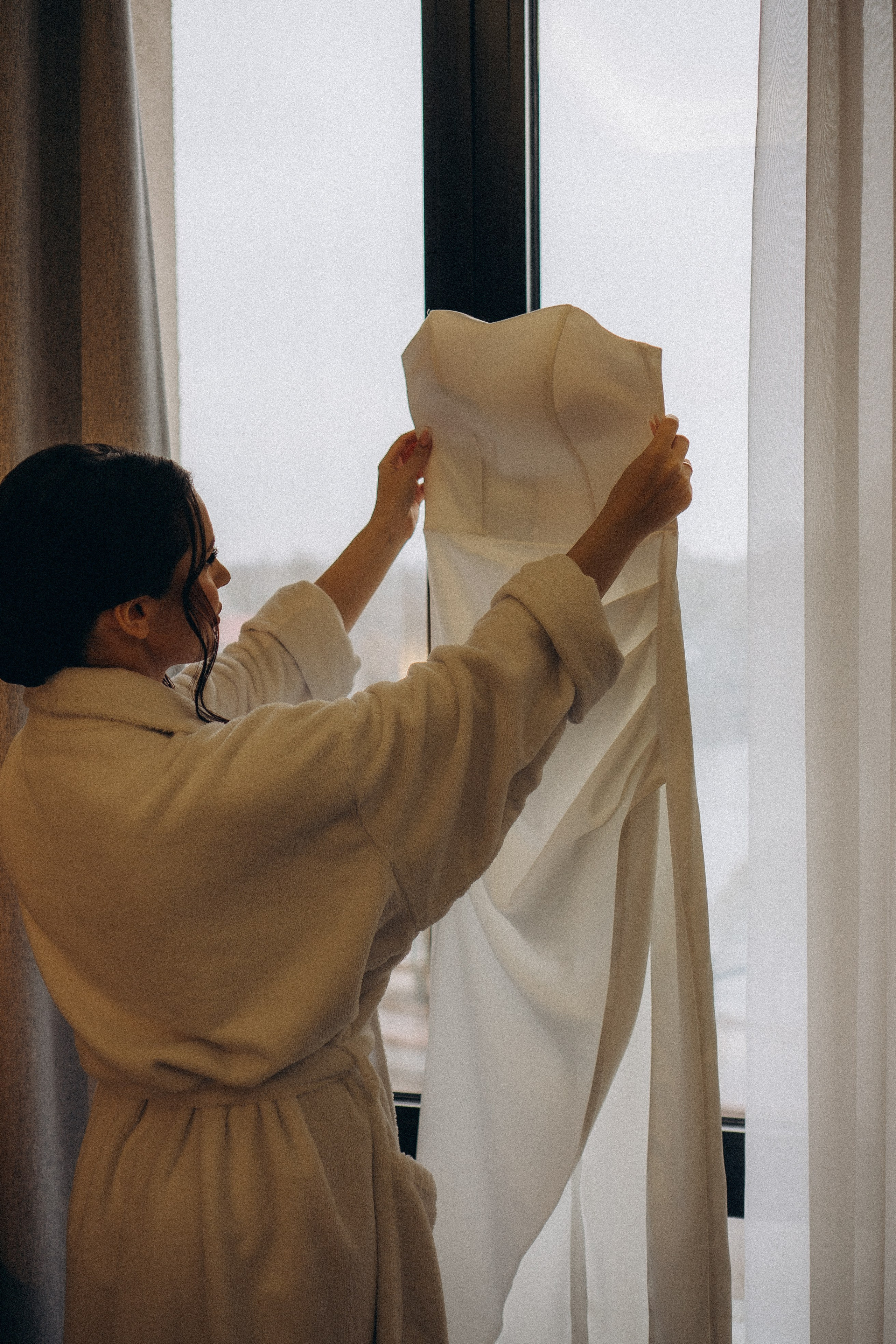 СВАДЕБНАЯ СЬЕМКА СБОРОВ ЖЕНИХА И НЕВЕСТЫ В ОТЕЛЕ И ТАКЖЕ ФОТОСЕССИИЯ В ОТЕЛЕЕ МЕГАПОЛИС БРЯНСК. Профессиональный фотограф, Санкт-Петербург — Виктория Богомолова