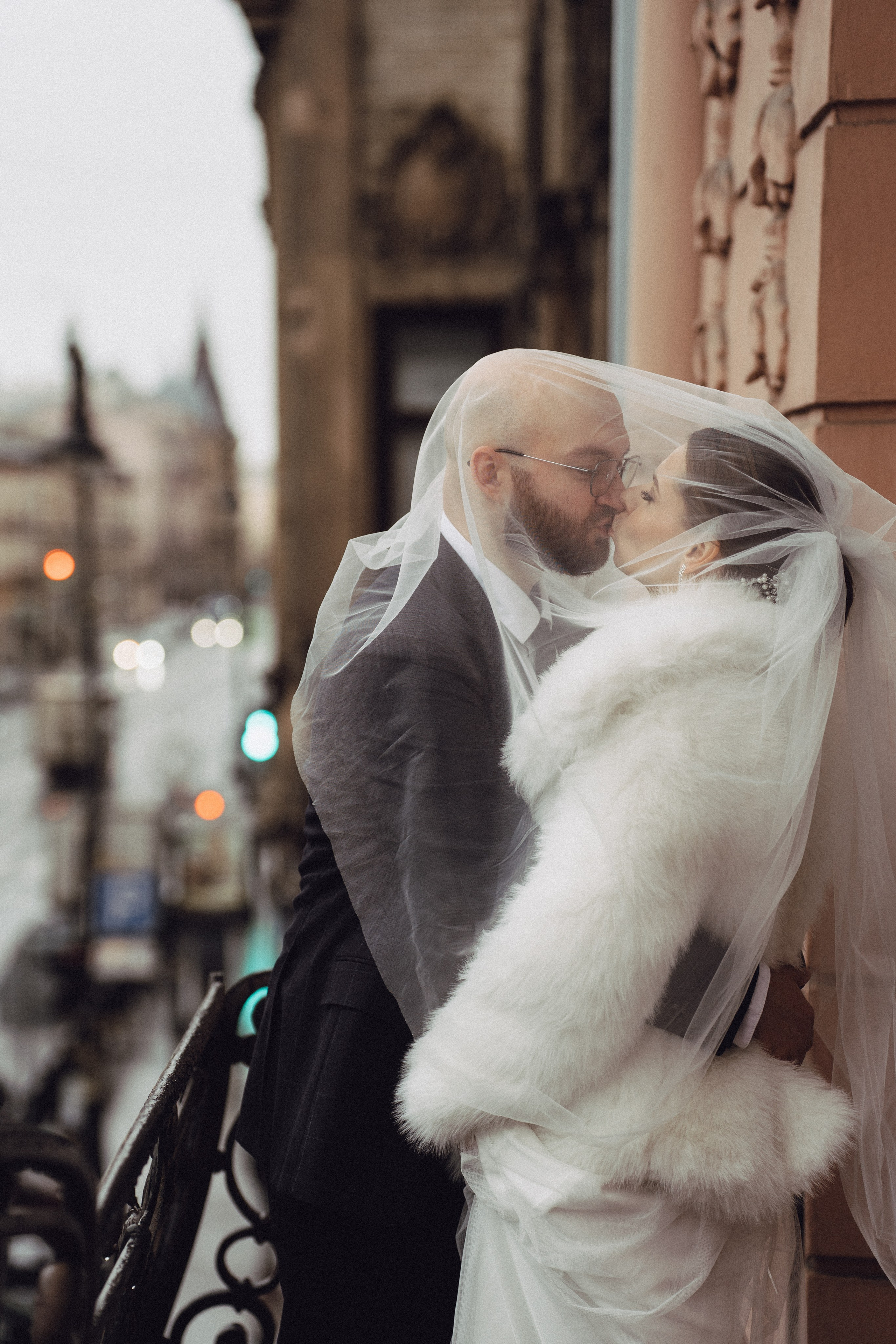 СВАДЕБНАЯ СЬЕМКА ВО ВТОРОМ ДВОРЦЕ (ДЕКАБРЬ) ТАКЖЕ СЬЕМКА В СТУДИИ НА ЧЕРНЫШЕВСКОЙ. Профессиональный фотограф, Санкт-Петербург — Виктория Богомолова