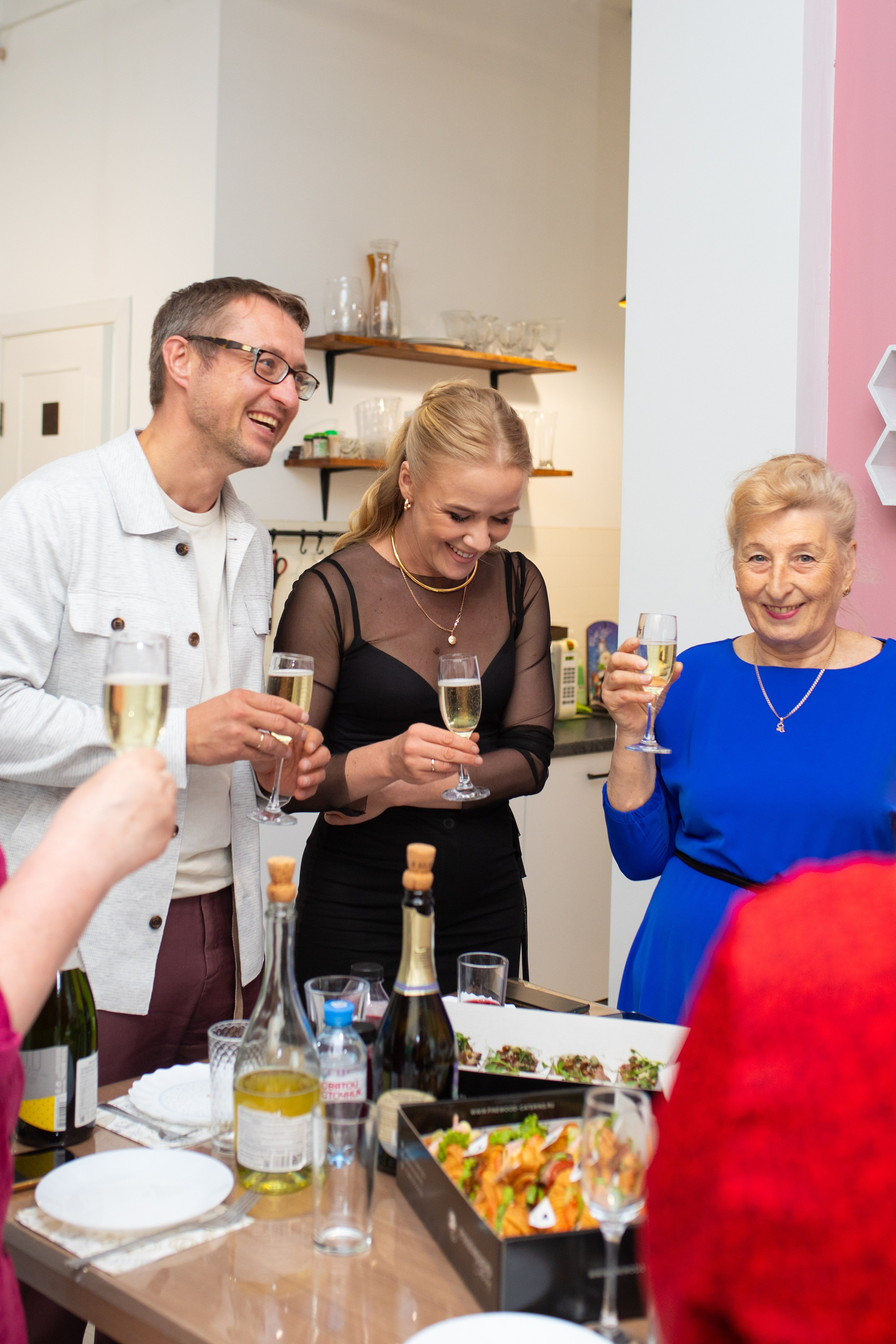 Улыбника -Василисе 6 лет!. Фотограф в Новосибирске Ася Зверева