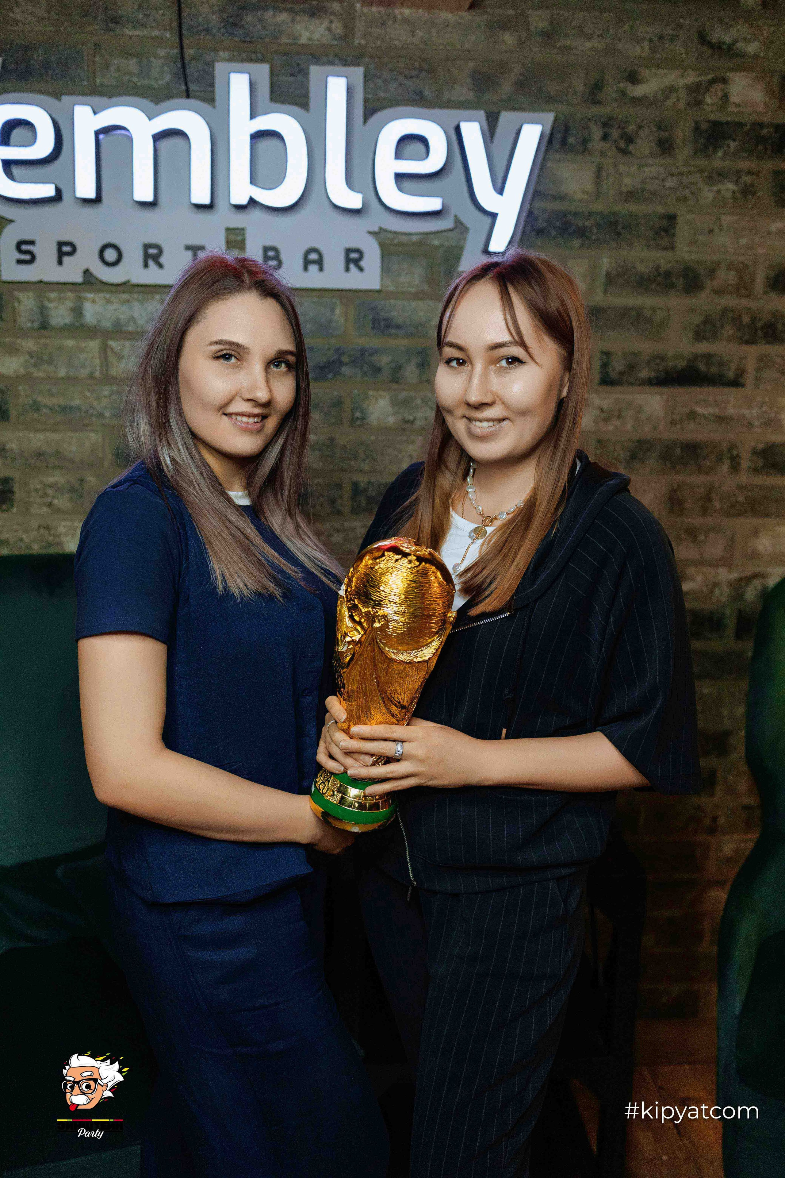 Эйнштейн Party